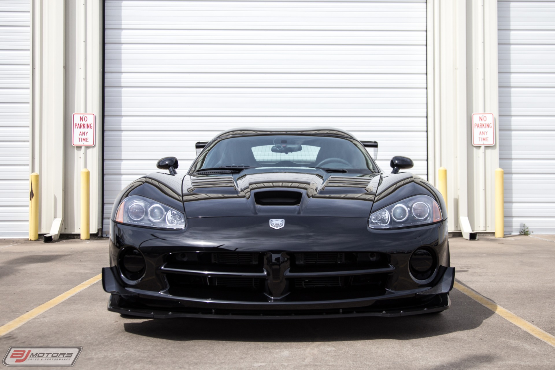 Used-2009-Dodge-Viper-ACR