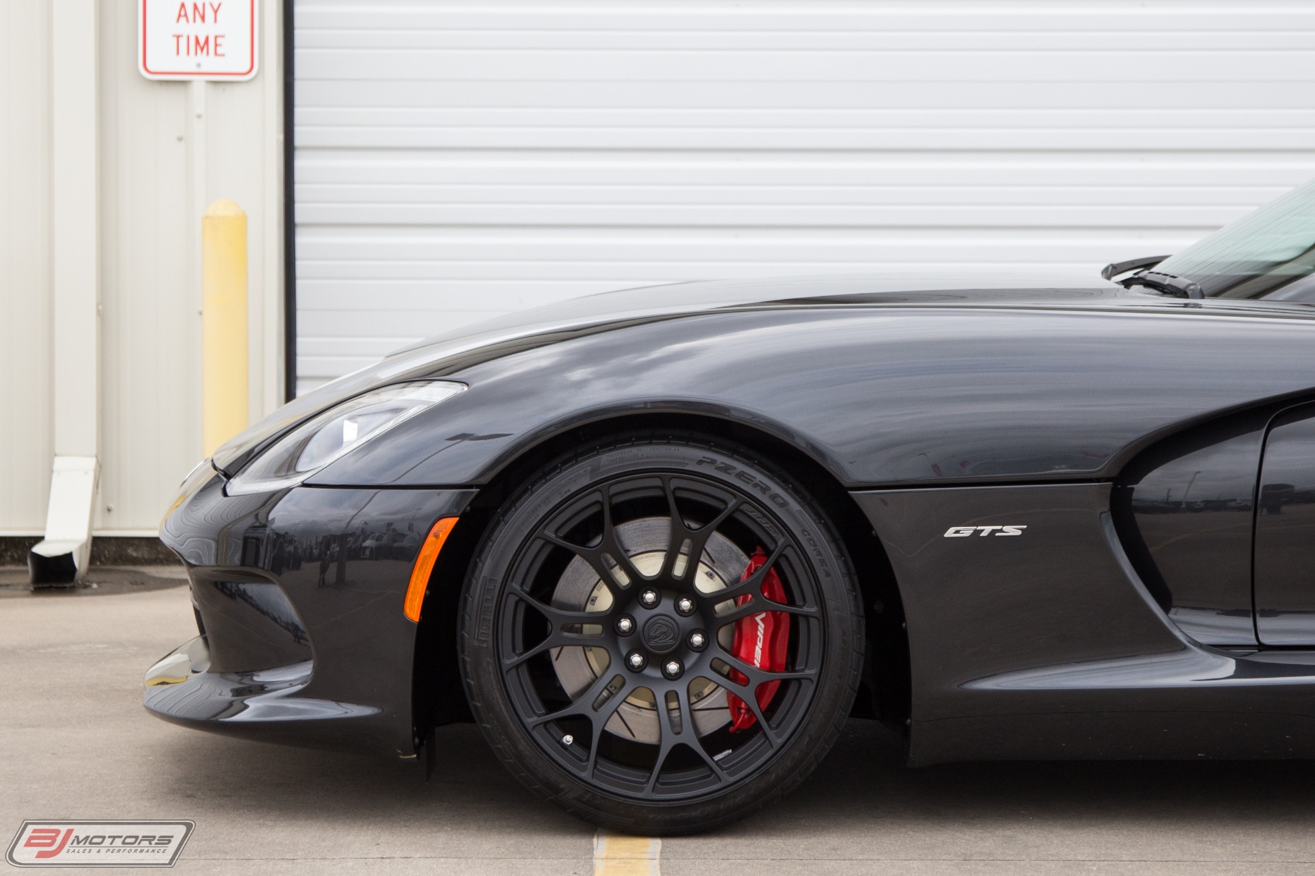 Used-2014-Dodge-Viper-GTS-VE-Tractive-Electronic-Suspension