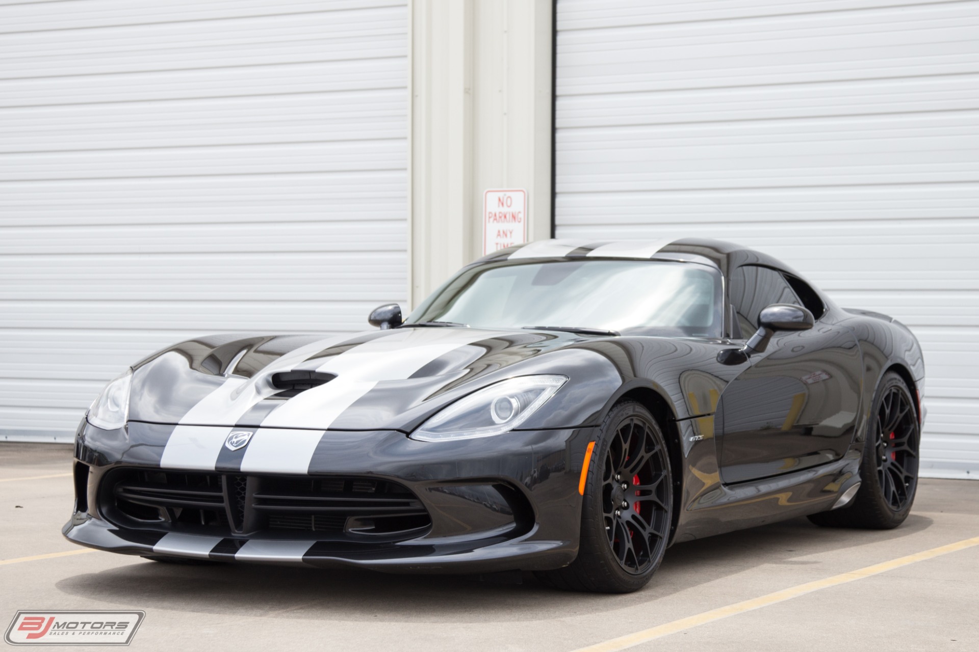 Used-2014-Dodge-Viper-GTS-VE-Tractive-Electronic-Suspension