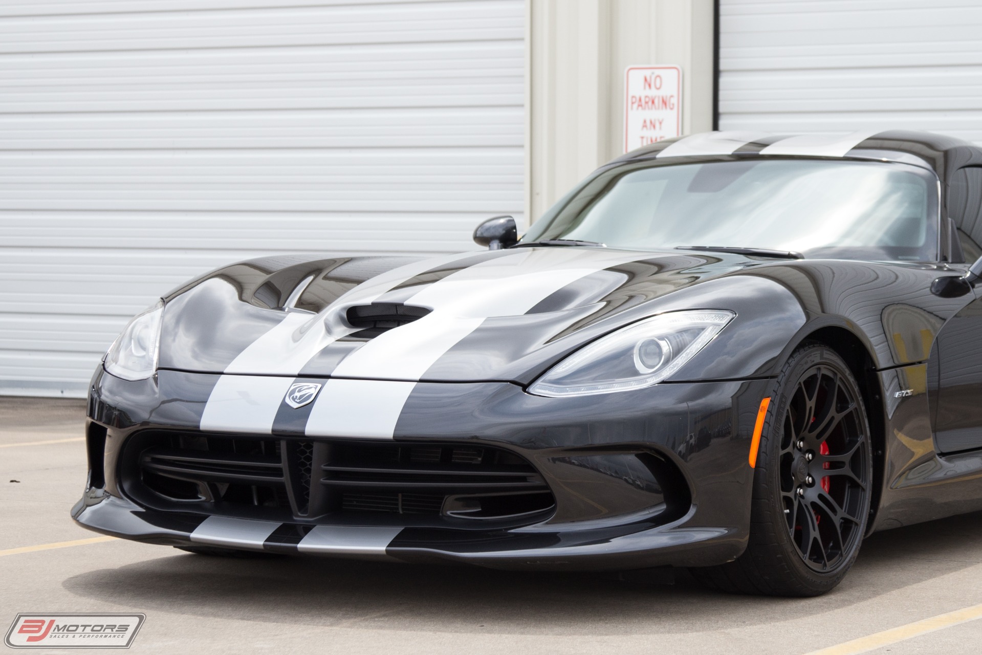 Used-2014-Dodge-Viper-GTS-VE-Tractive-Electronic-Suspension
