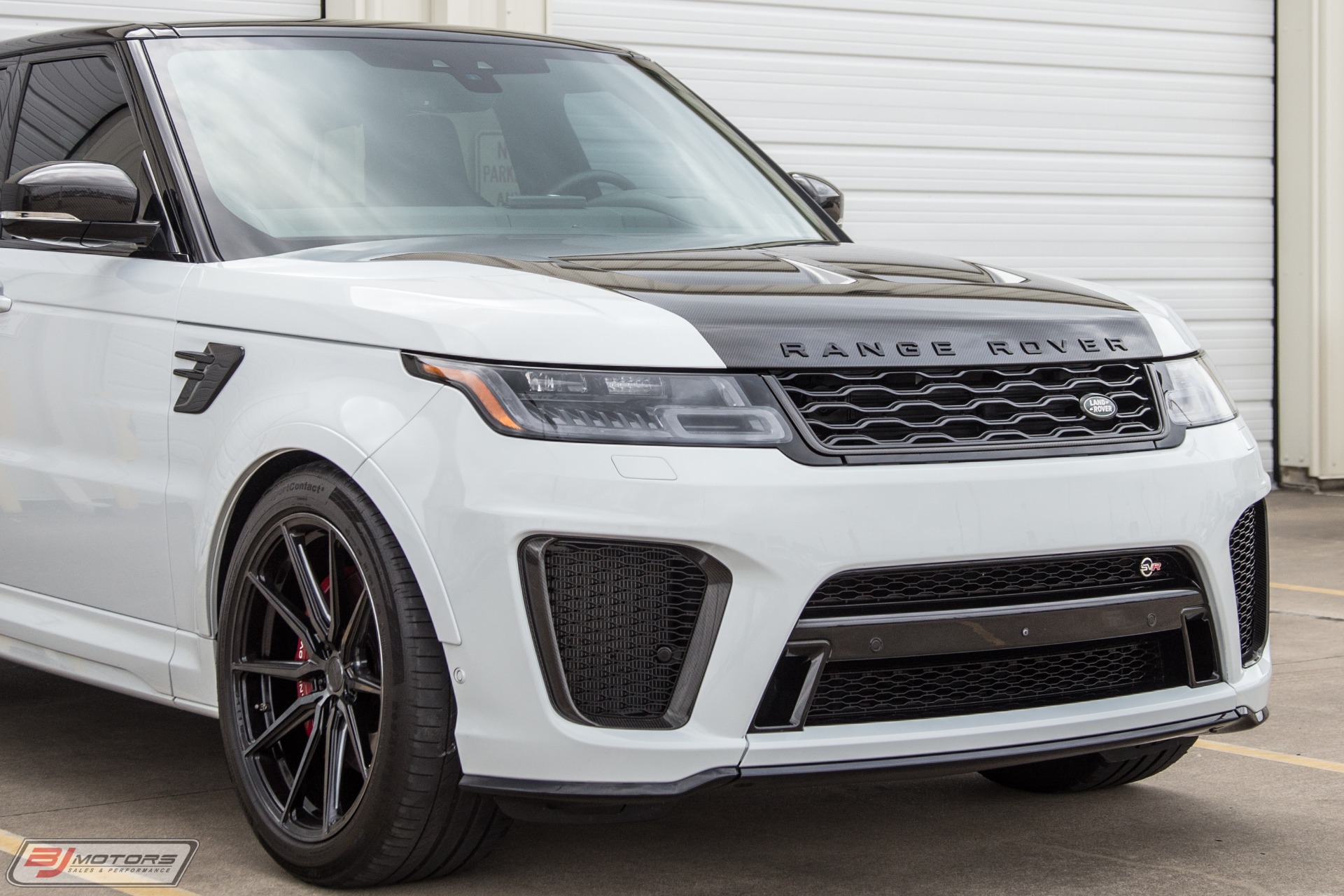 Used-2018-Land-Rover-Range-Rover-Sport-SVR