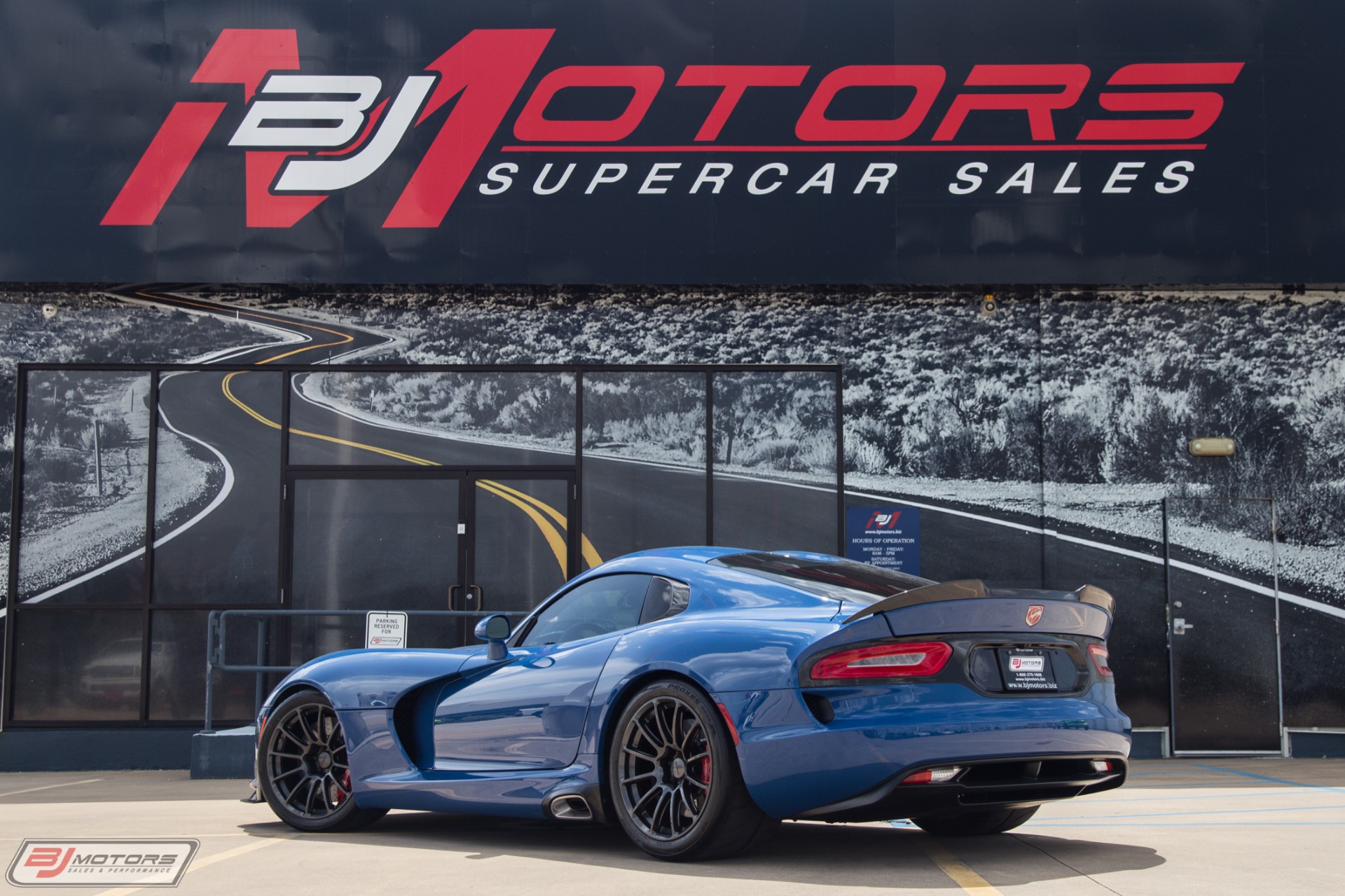 Used-2015-Dodge-Viper-GTC