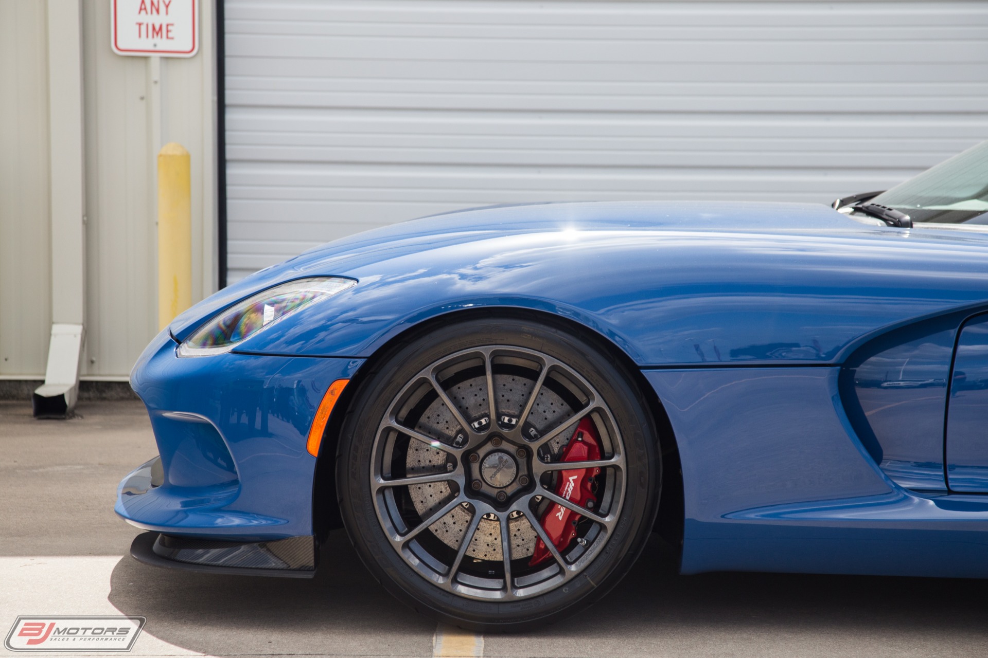 Used-2015-Dodge-Viper-GTC