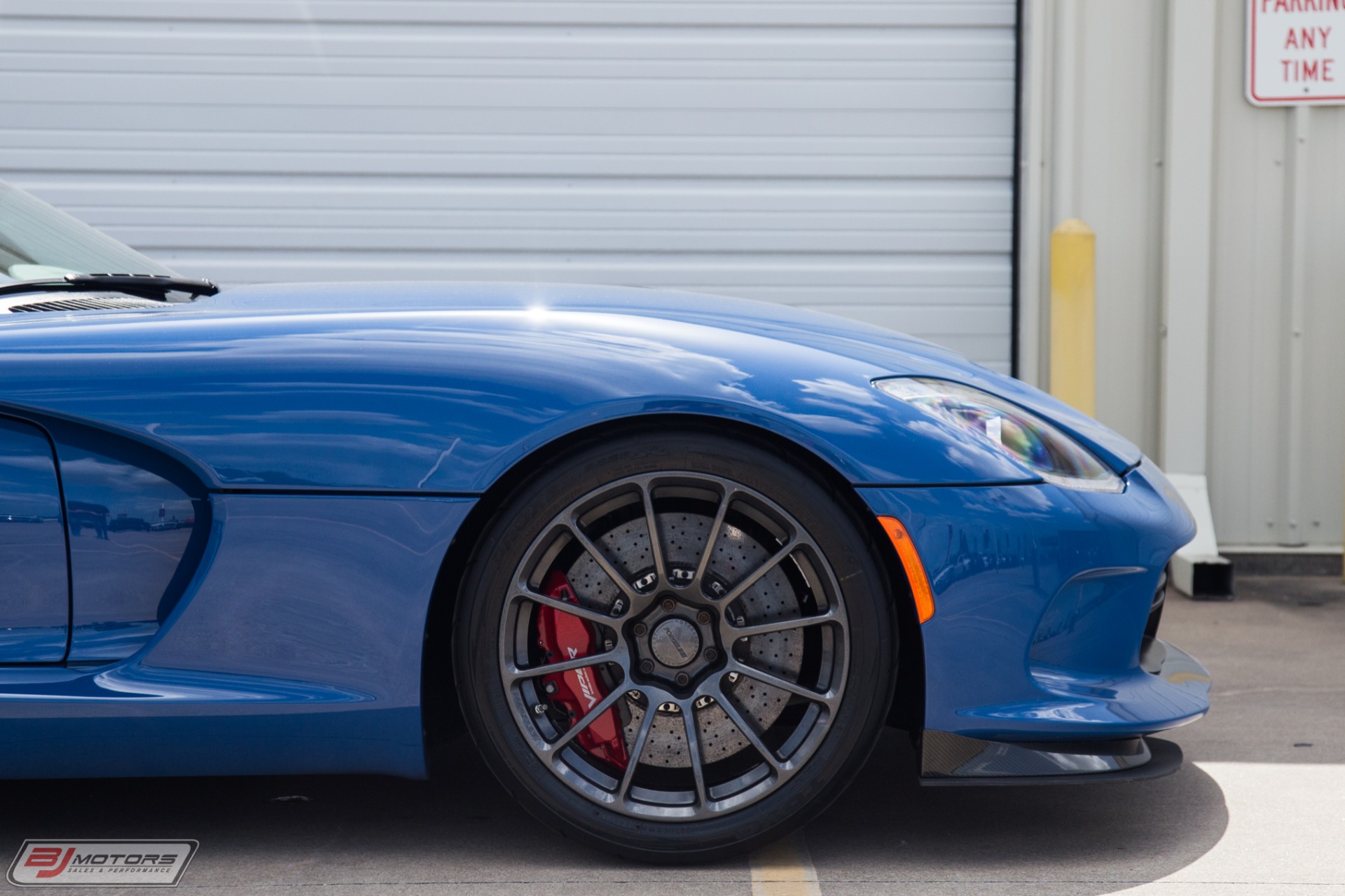 Used-2015-Dodge-Viper-GTC