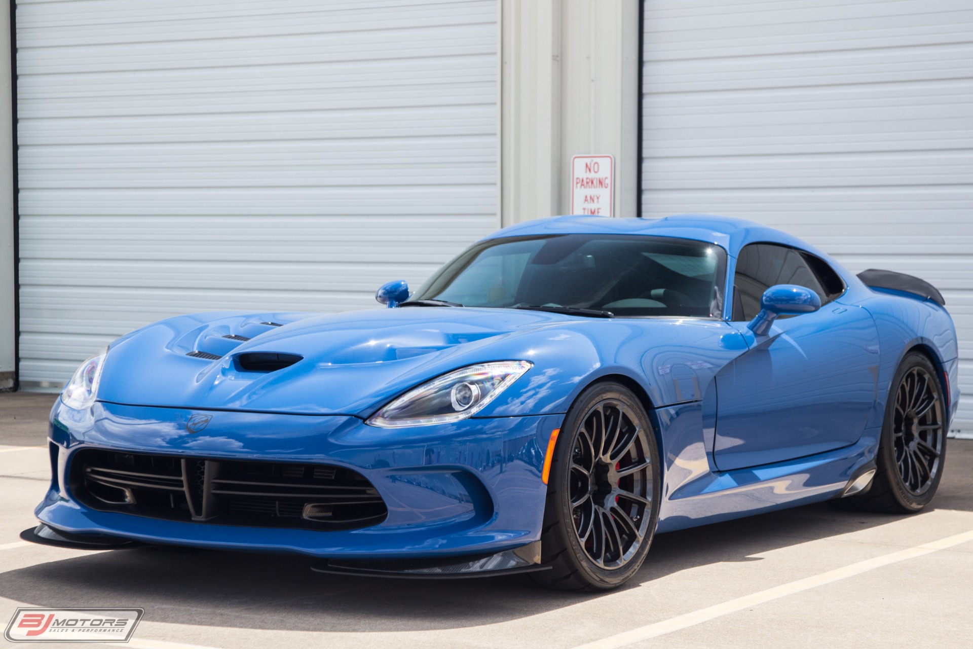 Used-2015-Dodge-Viper-GTC