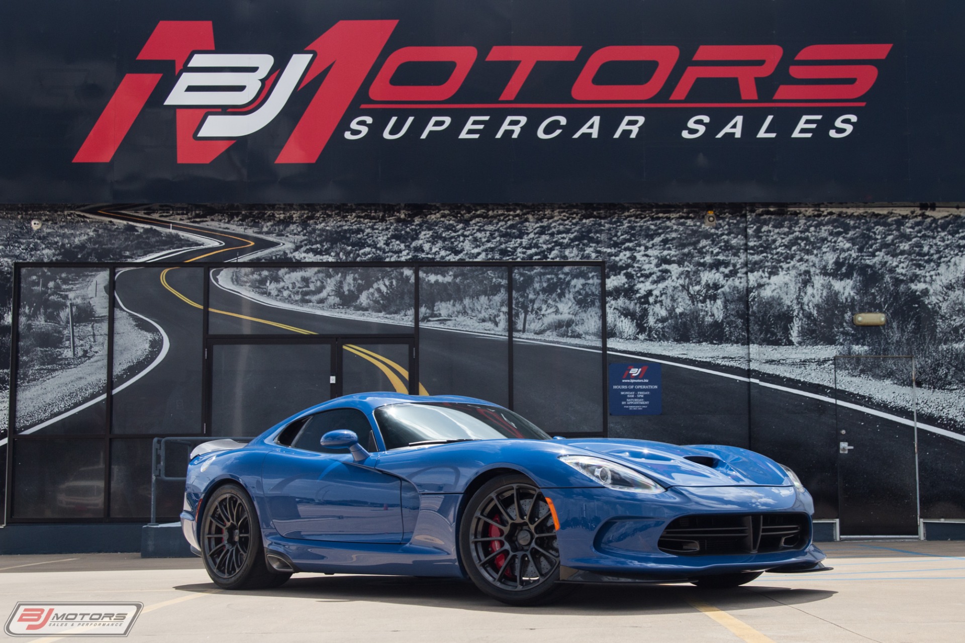 Used-2015-Dodge-Viper-GTC