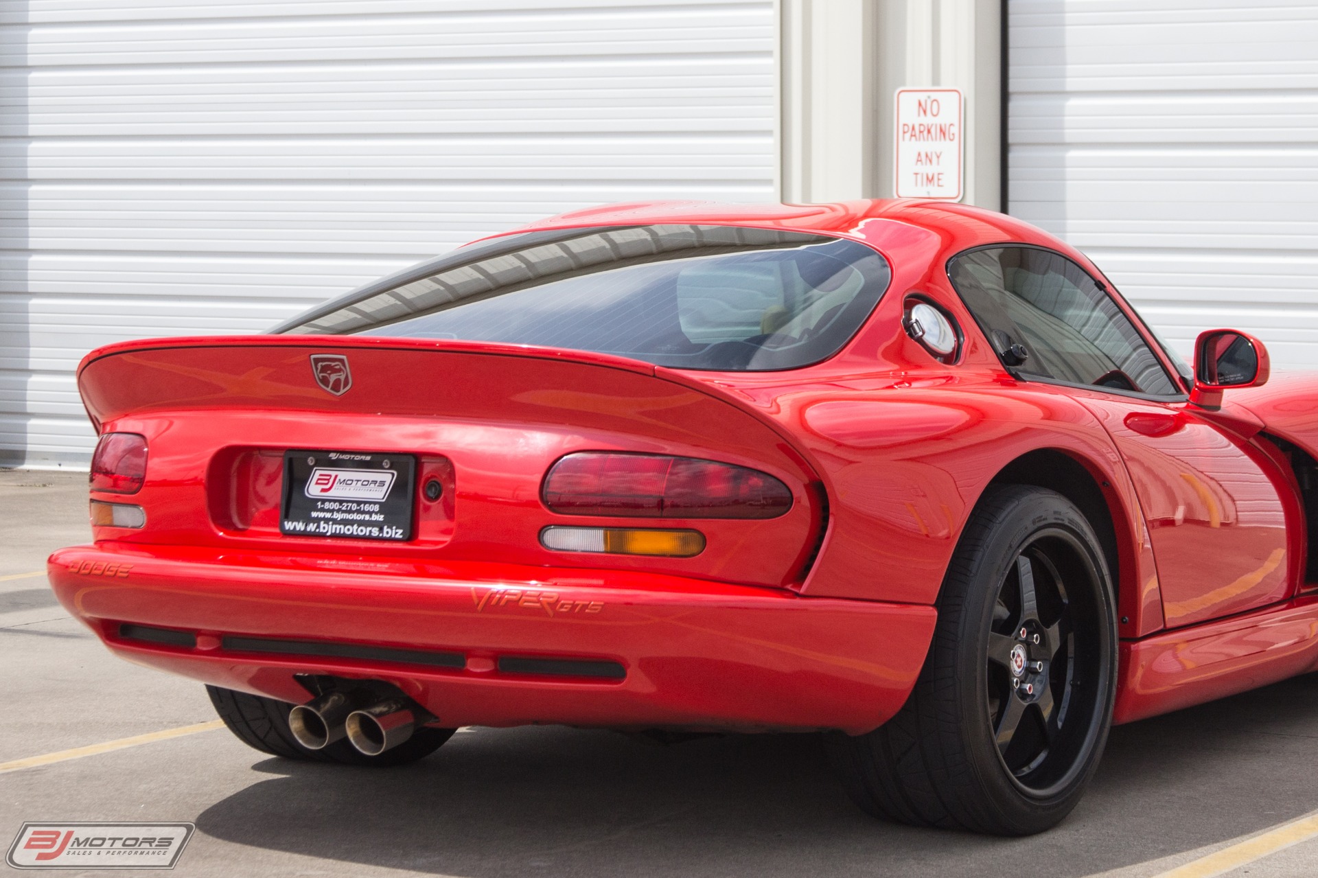 Used-1997-Dodge-Viper-GTS