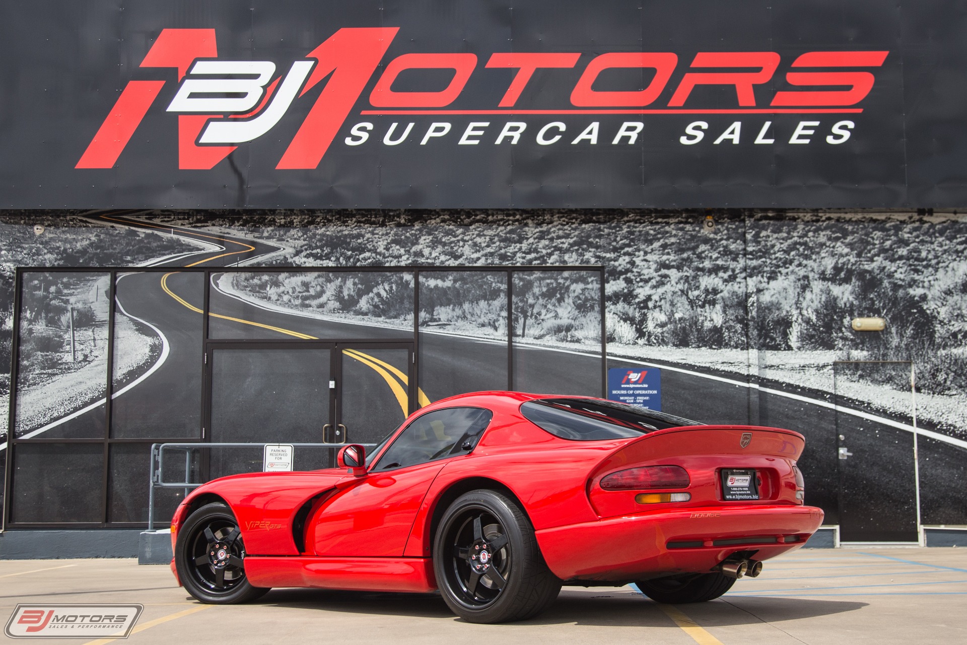 Used-1997-Dodge-Viper-GTS