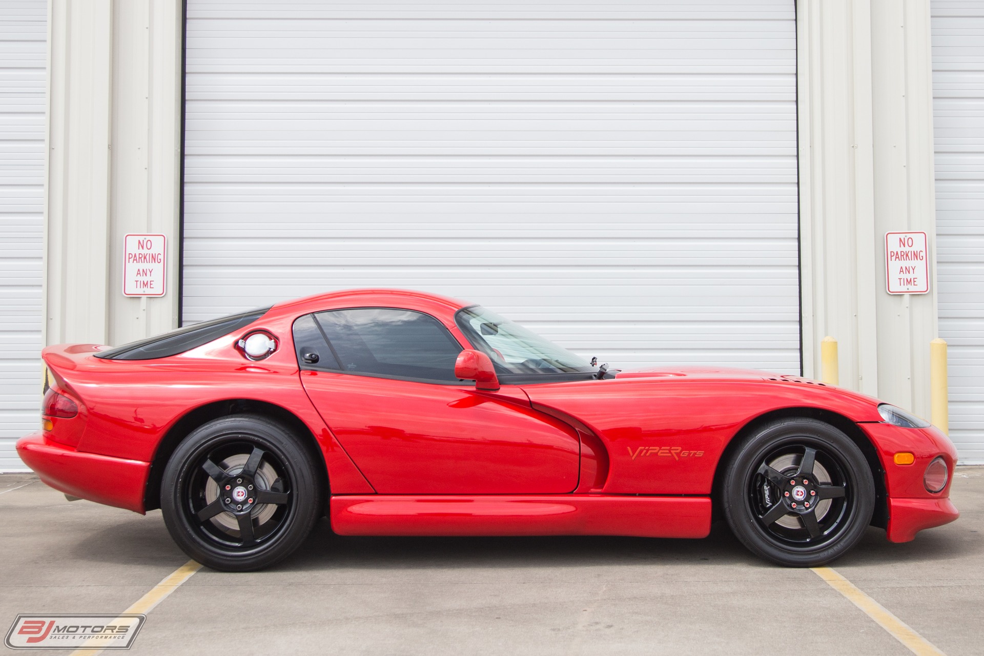 Used-1997-Dodge-Viper-GTS