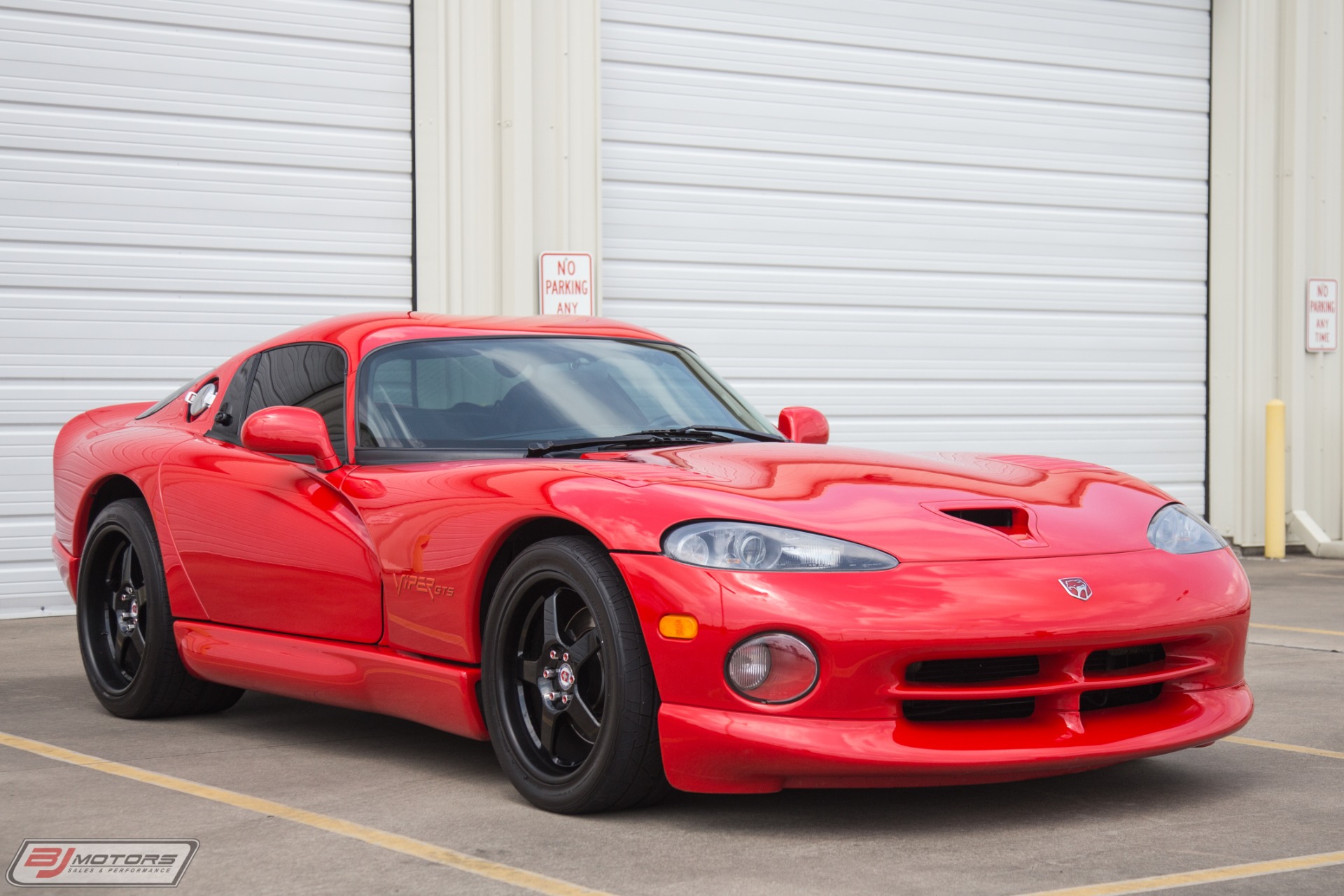 Used-1997-Dodge-Viper-GTS