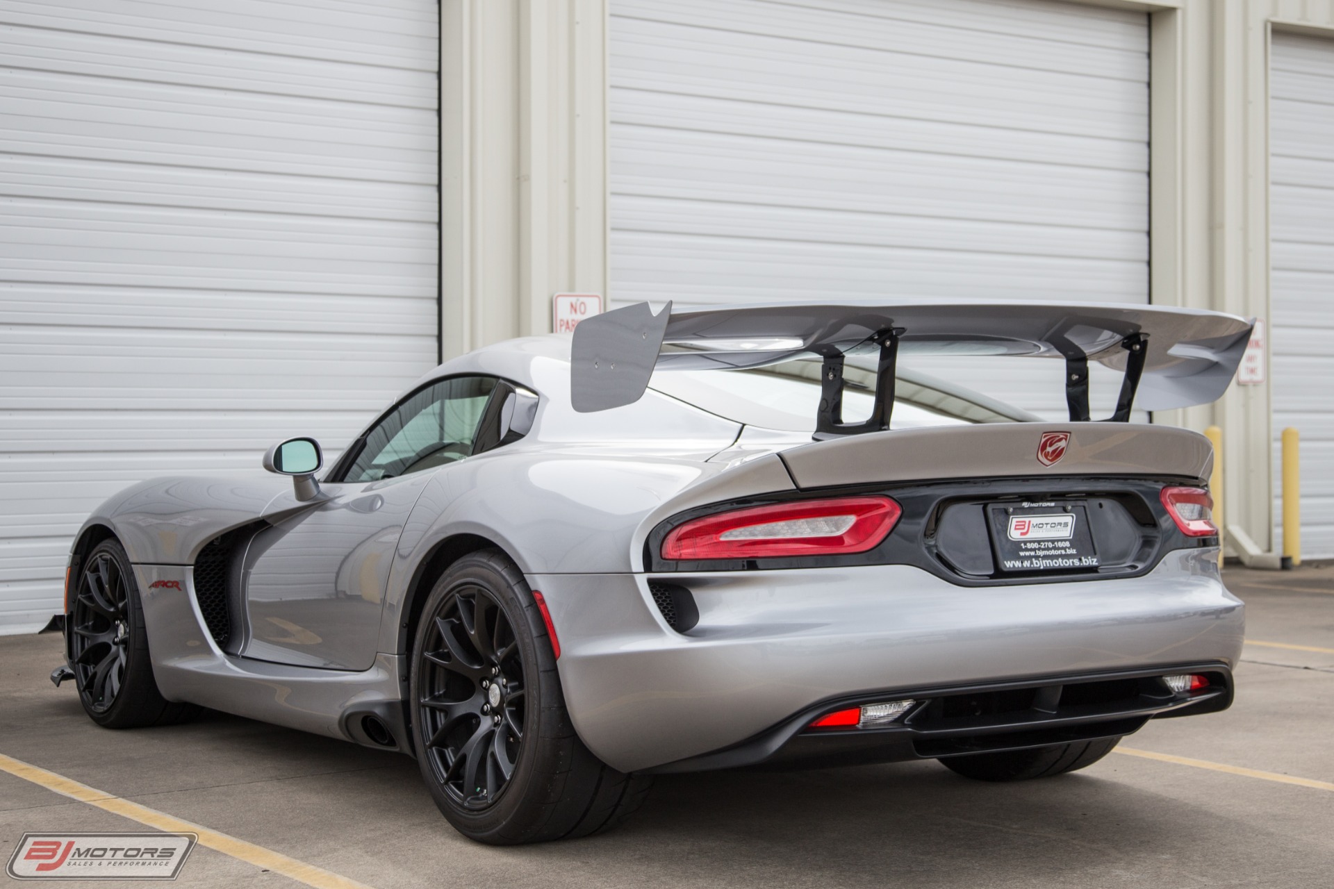 Used-2016-Dodge-Viper-ACR