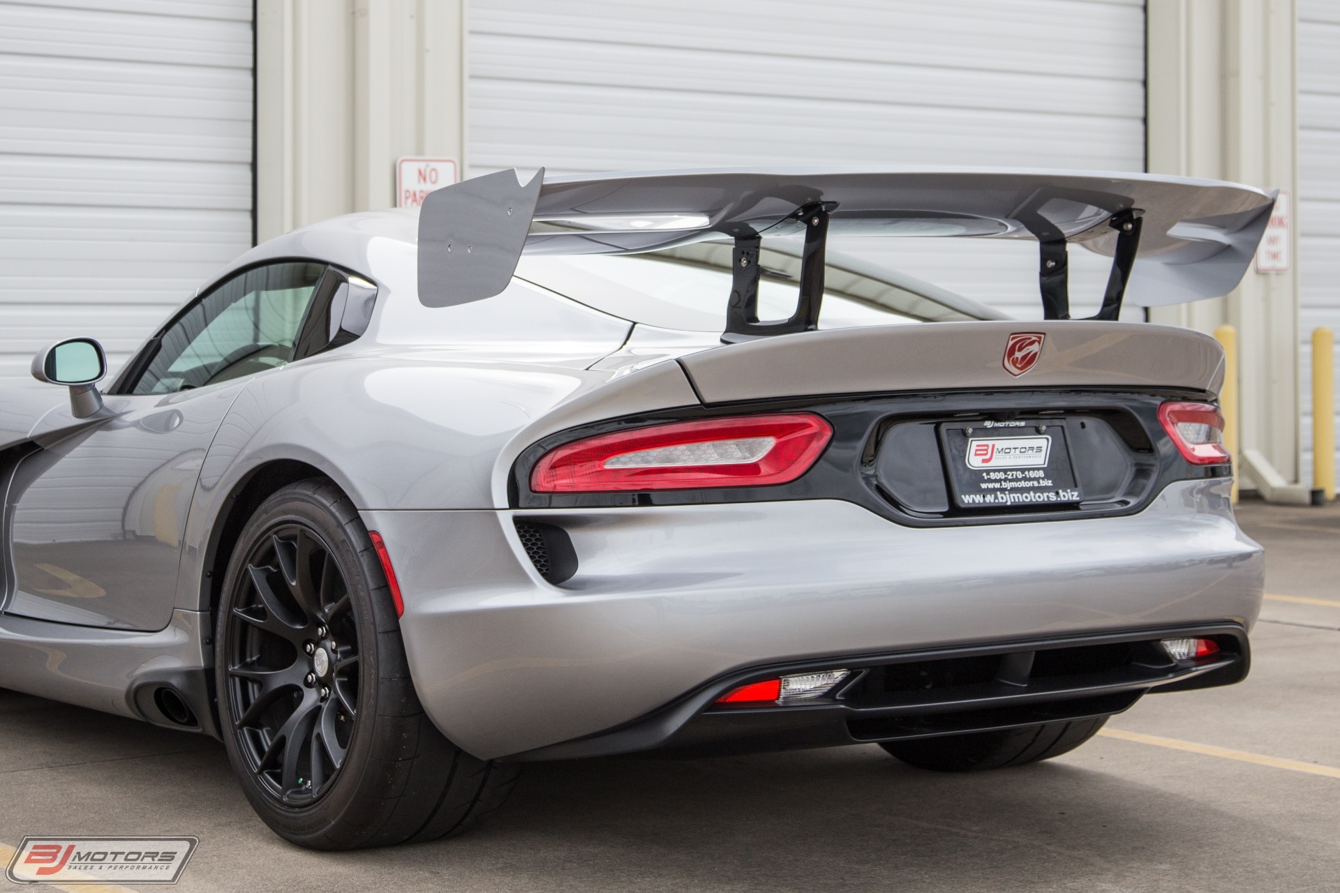 Used-2016-Dodge-Viper-ACR