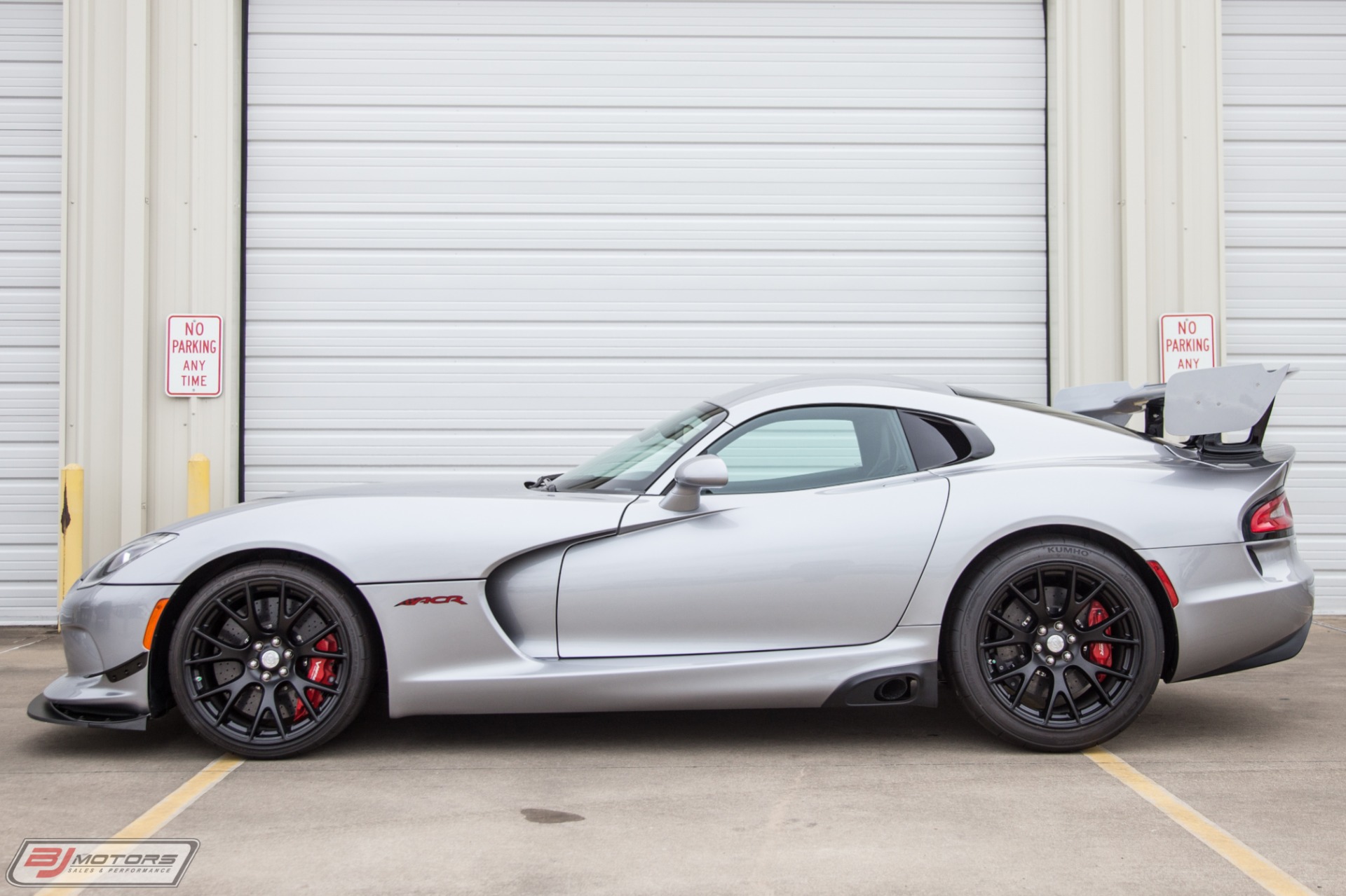 Used-2016-Dodge-Viper-ACR