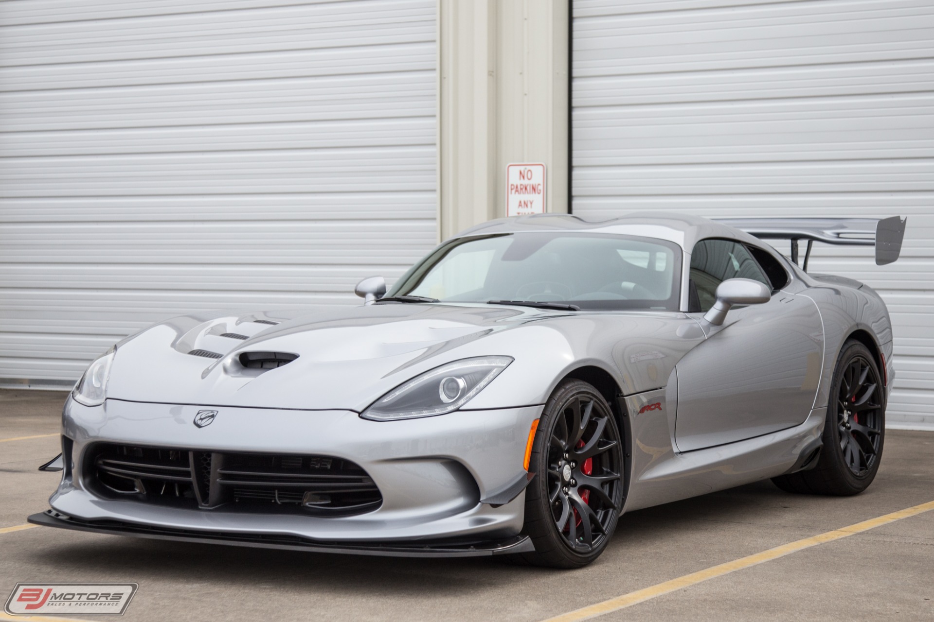 Used-2016-Dodge-Viper-ACR