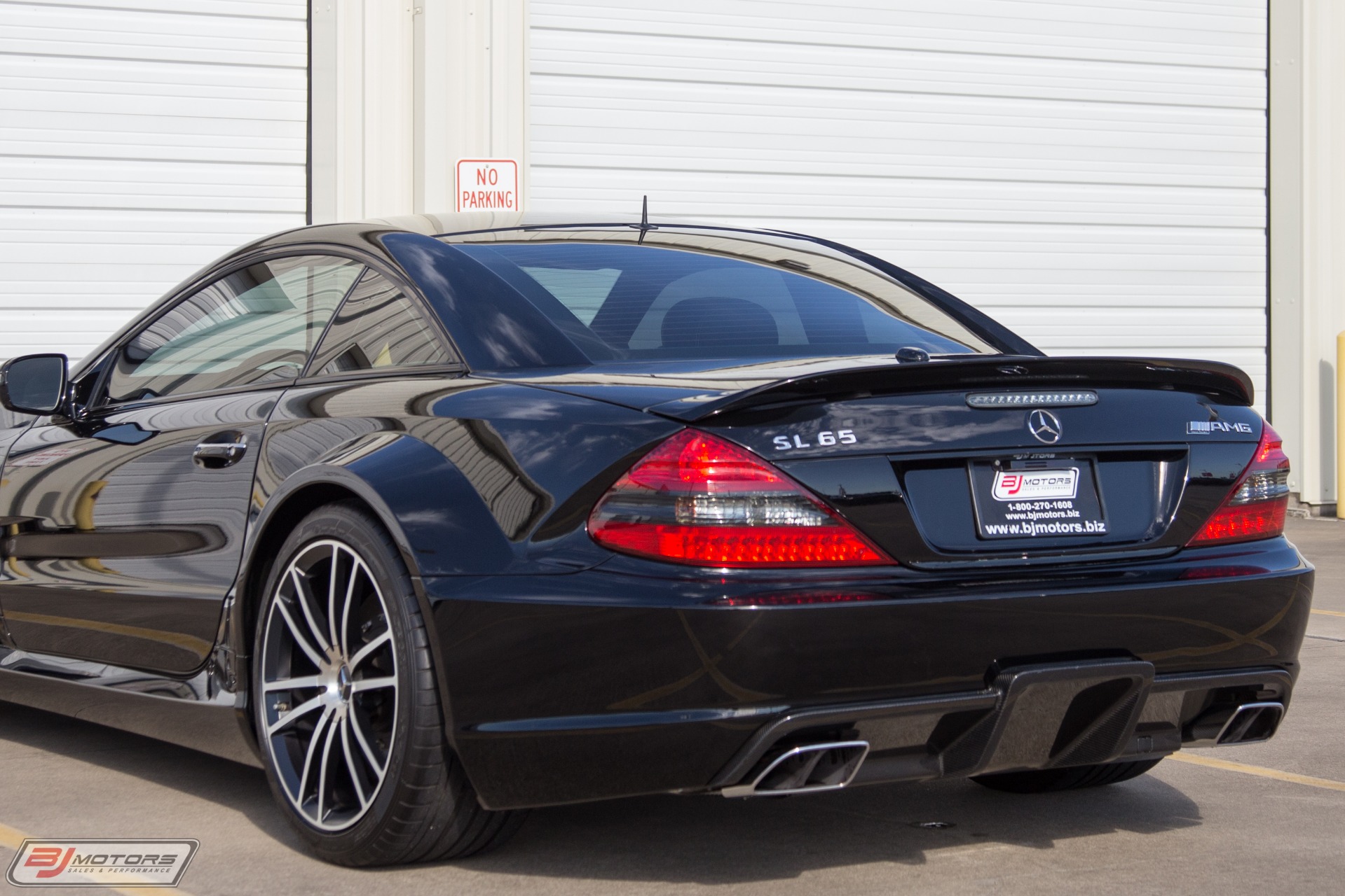 Used-2009-Mercedes-Benz-SL65-AMG-Black-Series