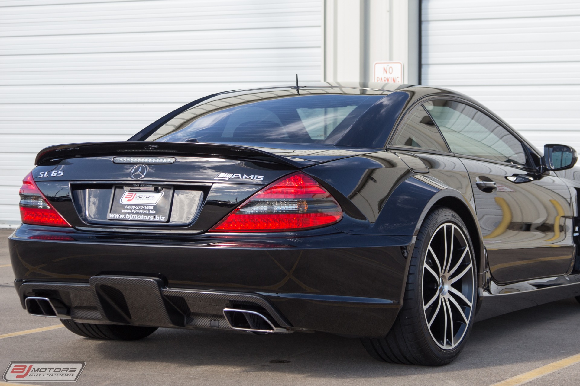 Used-2009-Mercedes-Benz-SL65-AMG-Black-Series