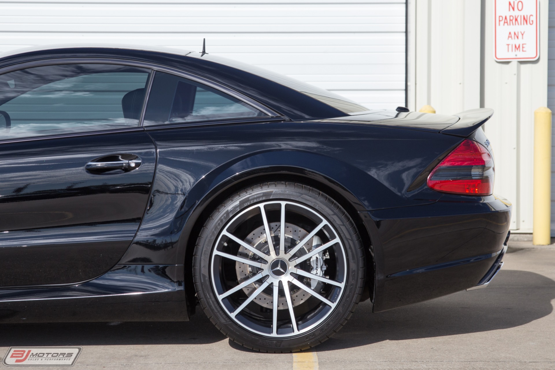 Used-2009-Mercedes-Benz-SL65-AMG-Black-Series