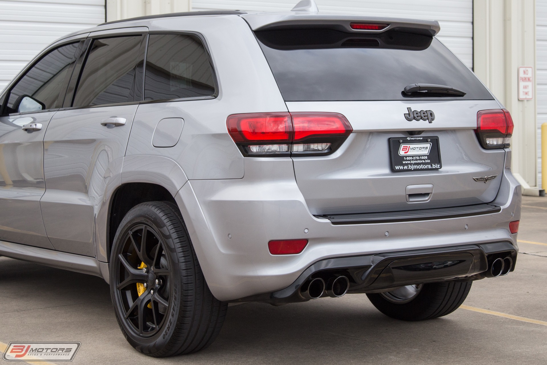 Used-2018-Jeep-Grand-Cherokee-Trackhawk-1K-HP