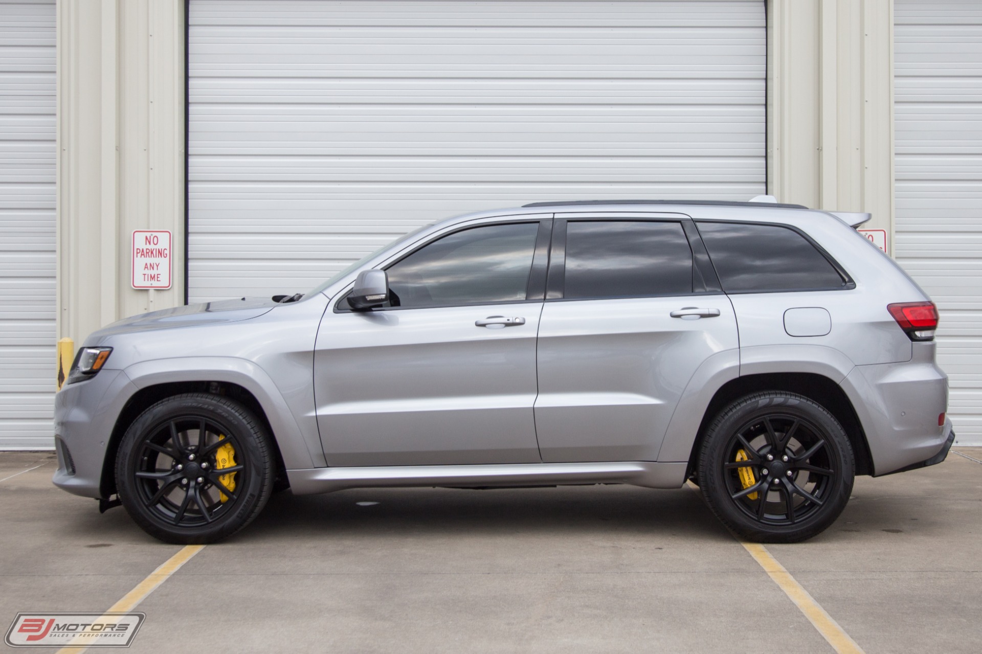 Used-2018-Jeep-Grand-Cherokee-Trackhawk-1K-HP