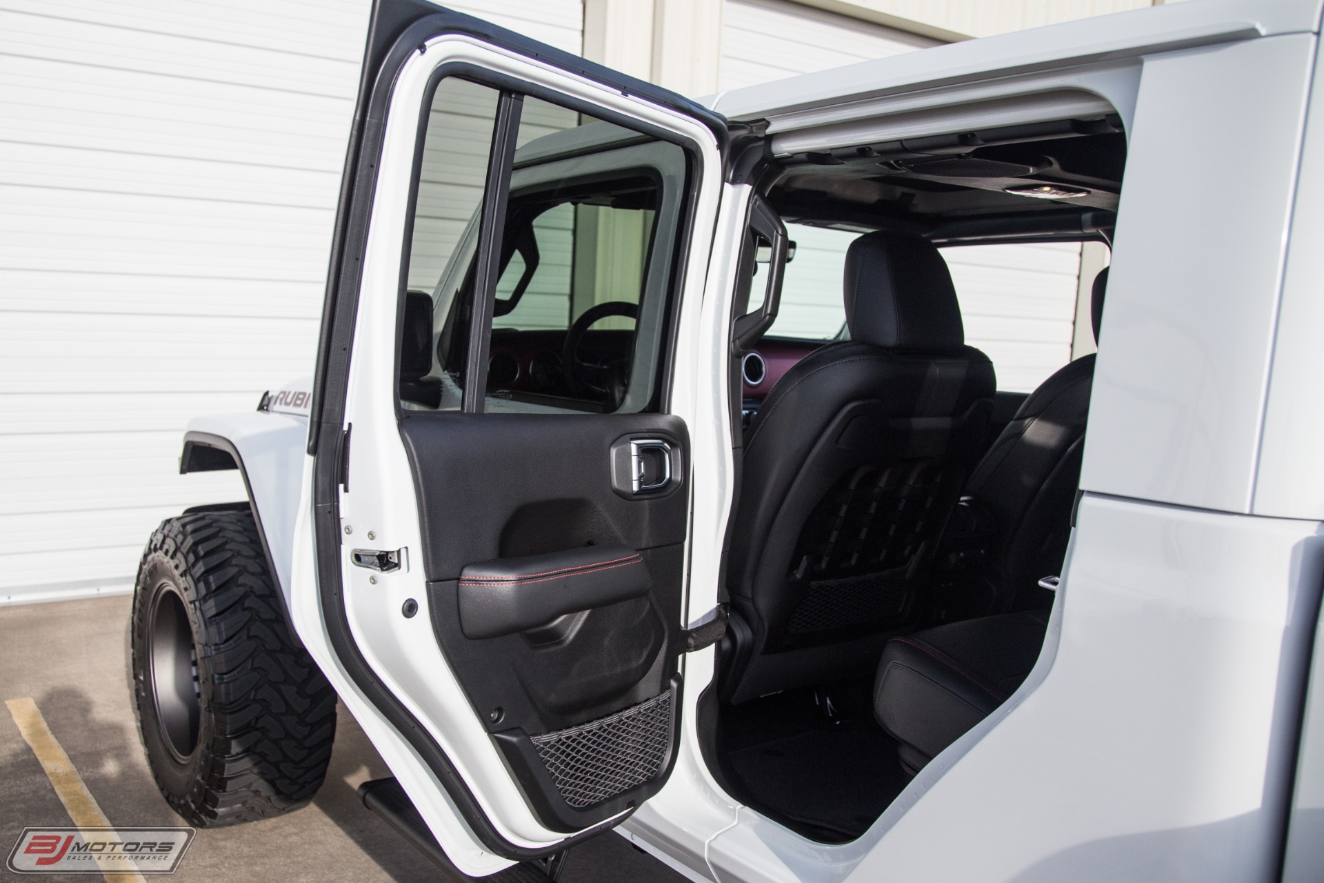 Used-2020-Jeep-Gladiator-Rubicon-Signature-Series-I