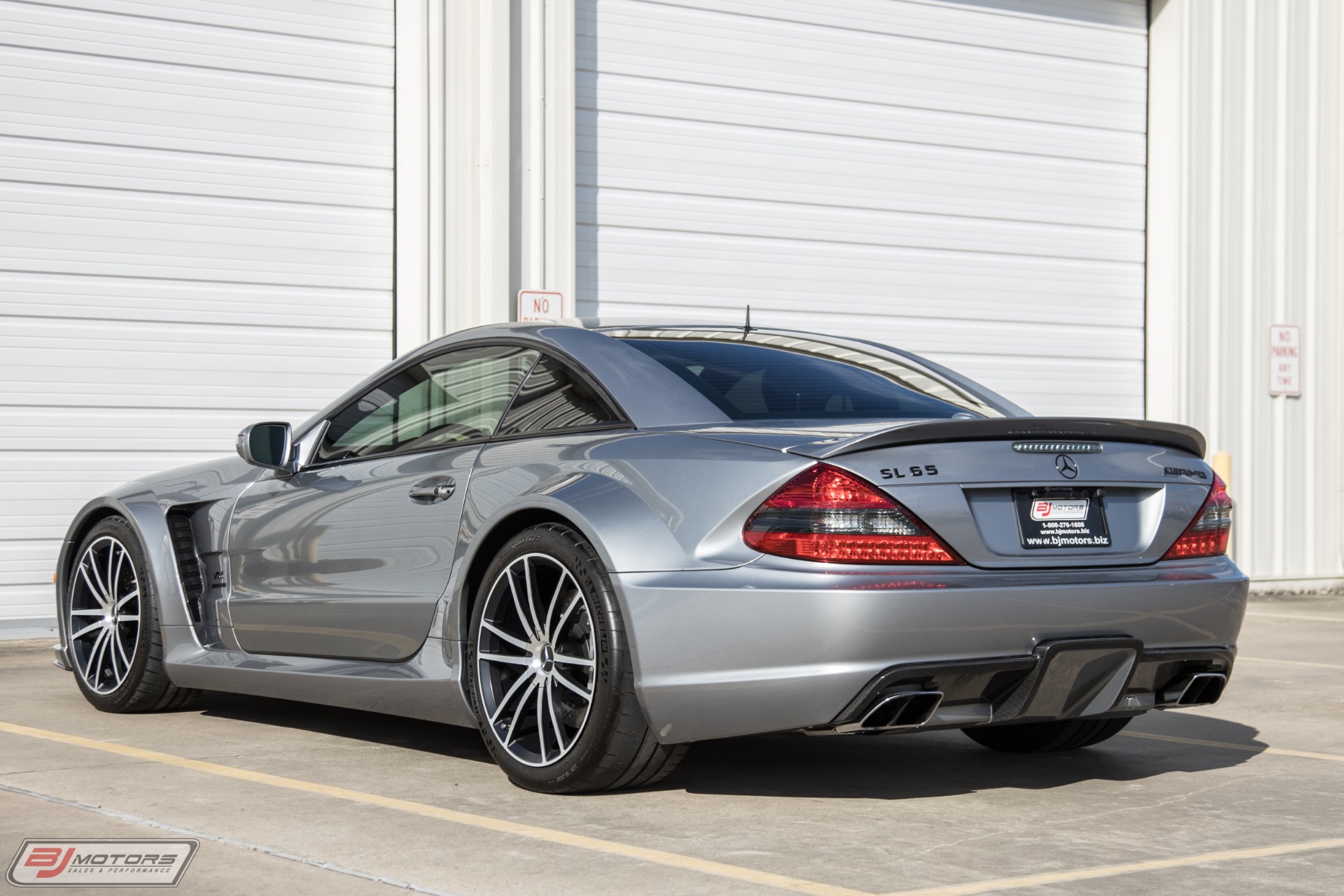 Used-2009-Mercedes-Benz-SL65-AMG-Black-Series