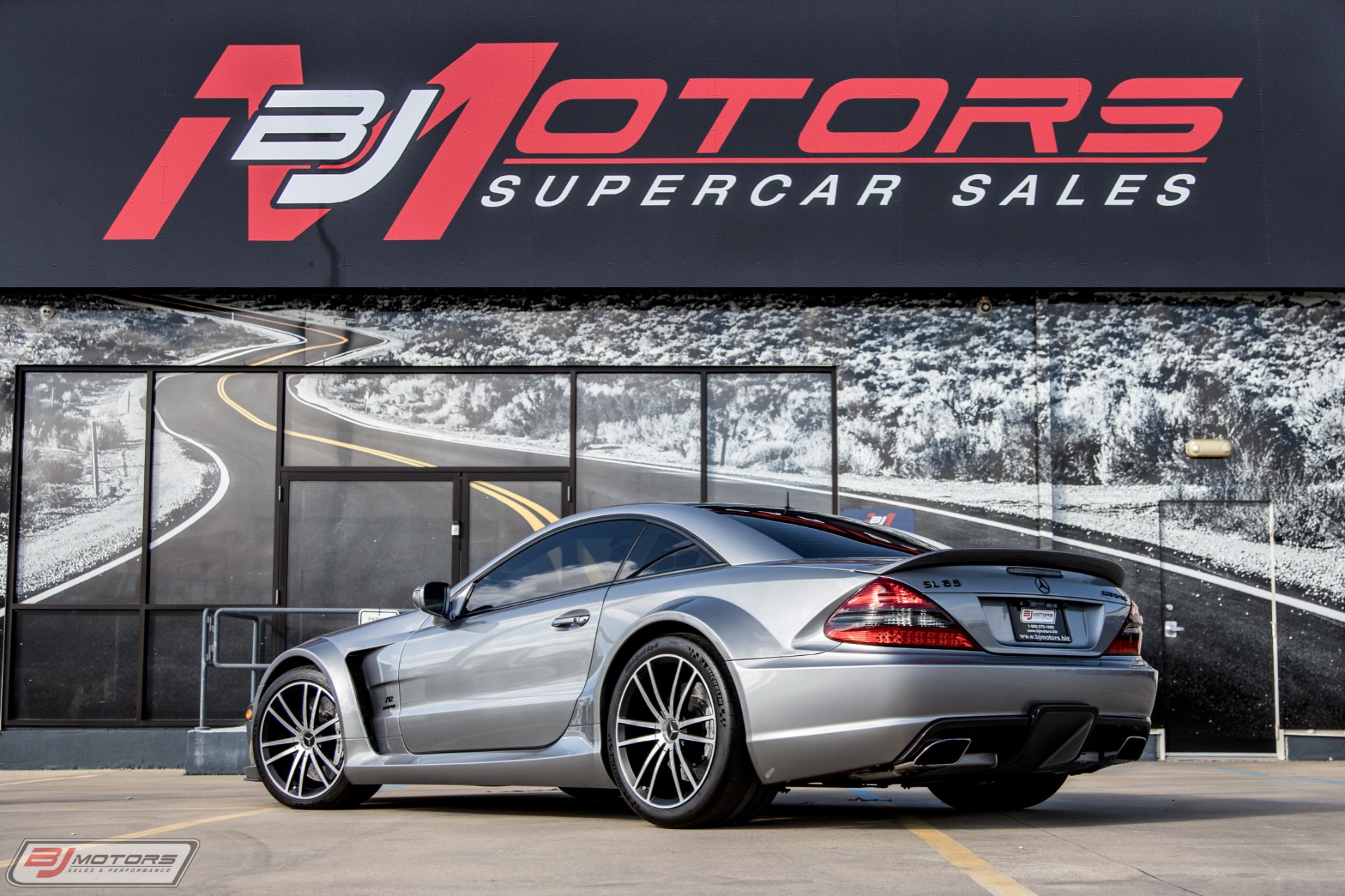 Used-2009-Mercedes-Benz-SL65-AMG-Black-Series