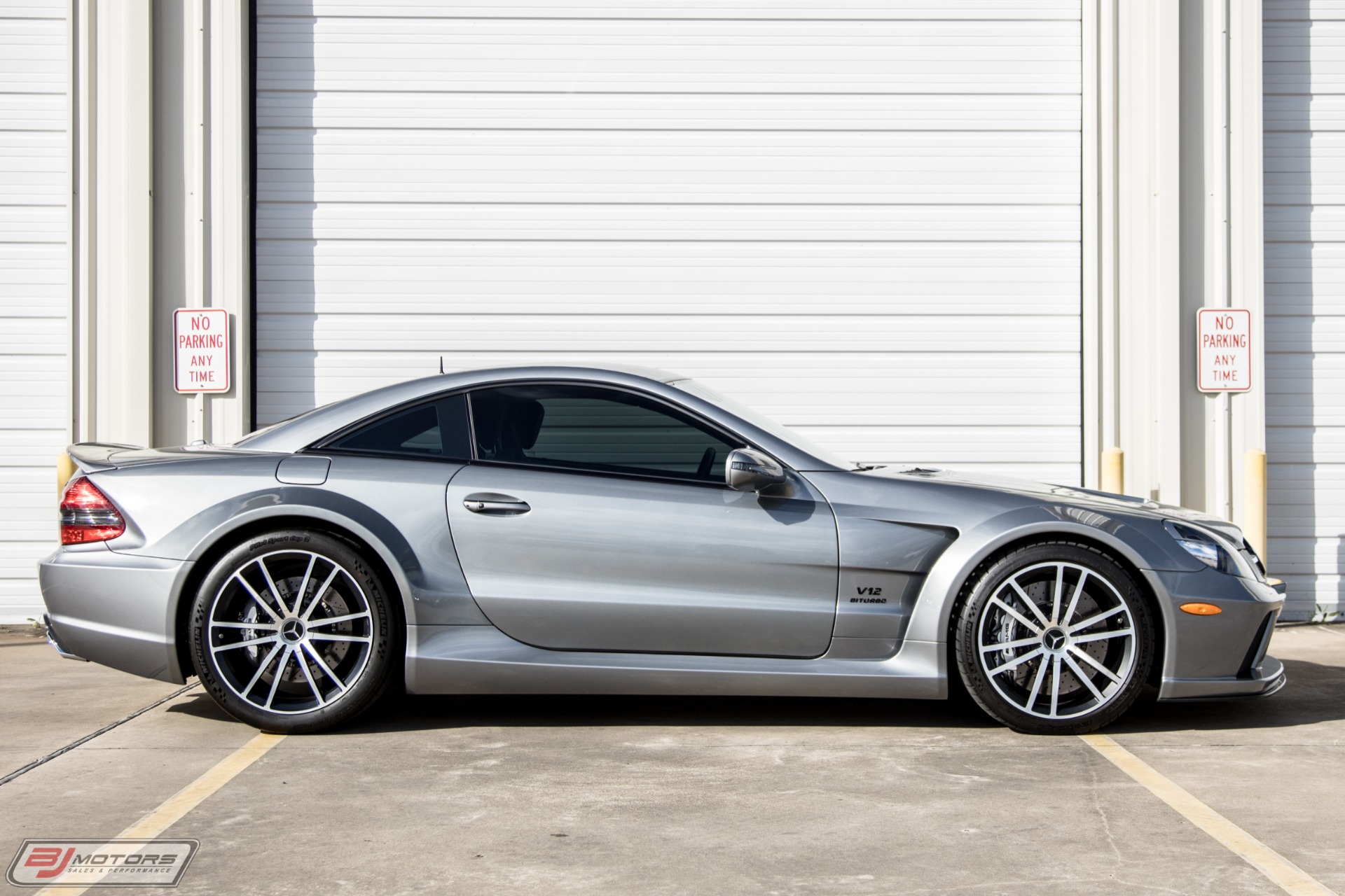 Used-2009-Mercedes-Benz-SL65-AMG-Black-Series