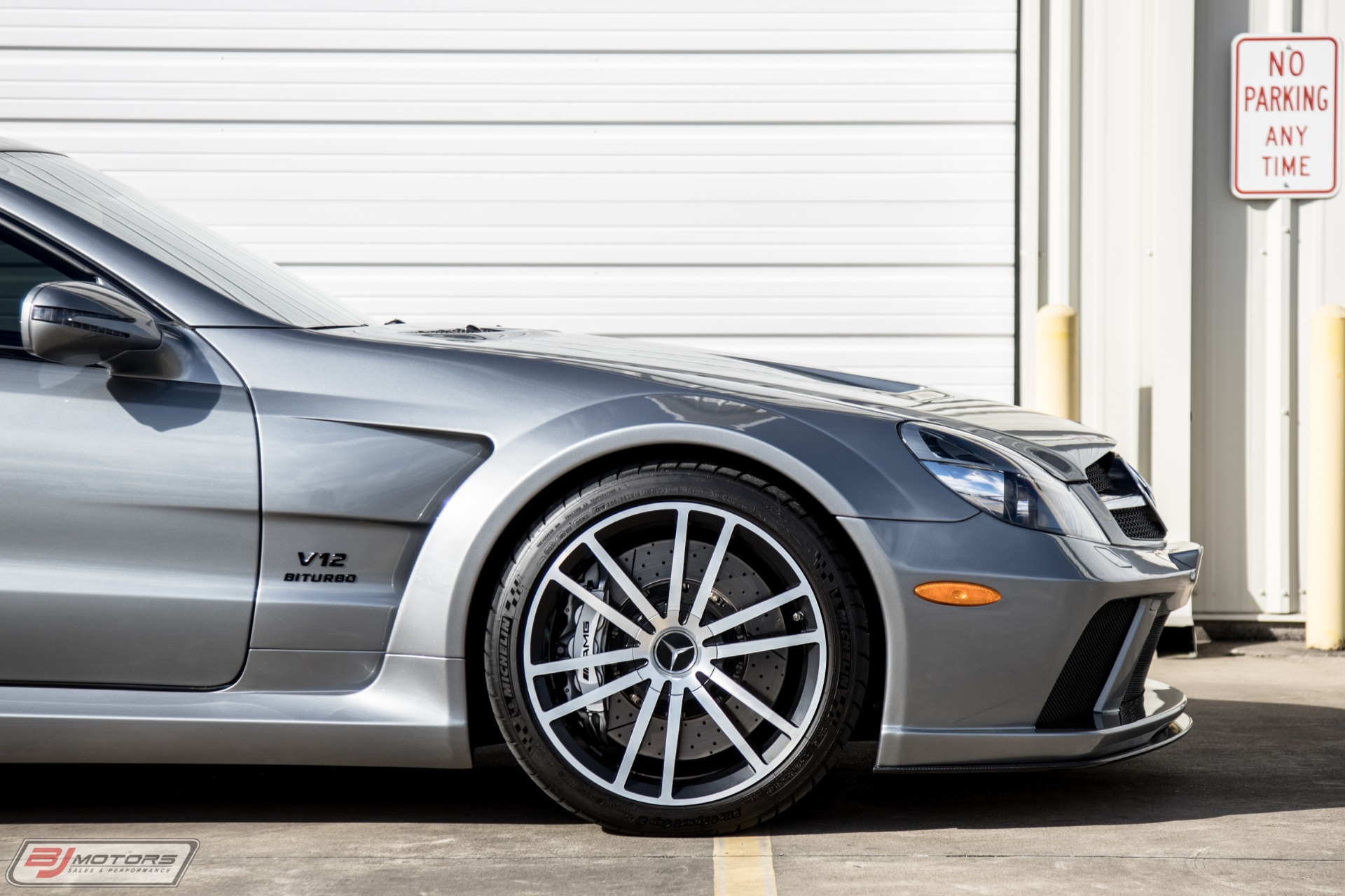 Used-2009-Mercedes-Benz-SL65-AMG-Black-Series