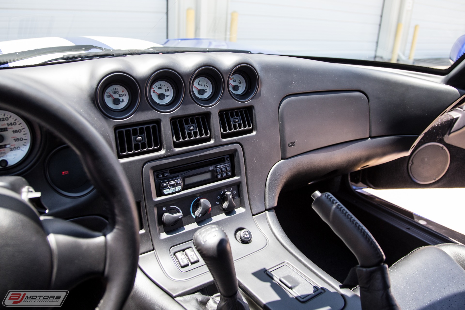 Used-1996-Dodge-Viper-GTS-Blue-and-White-Stripes