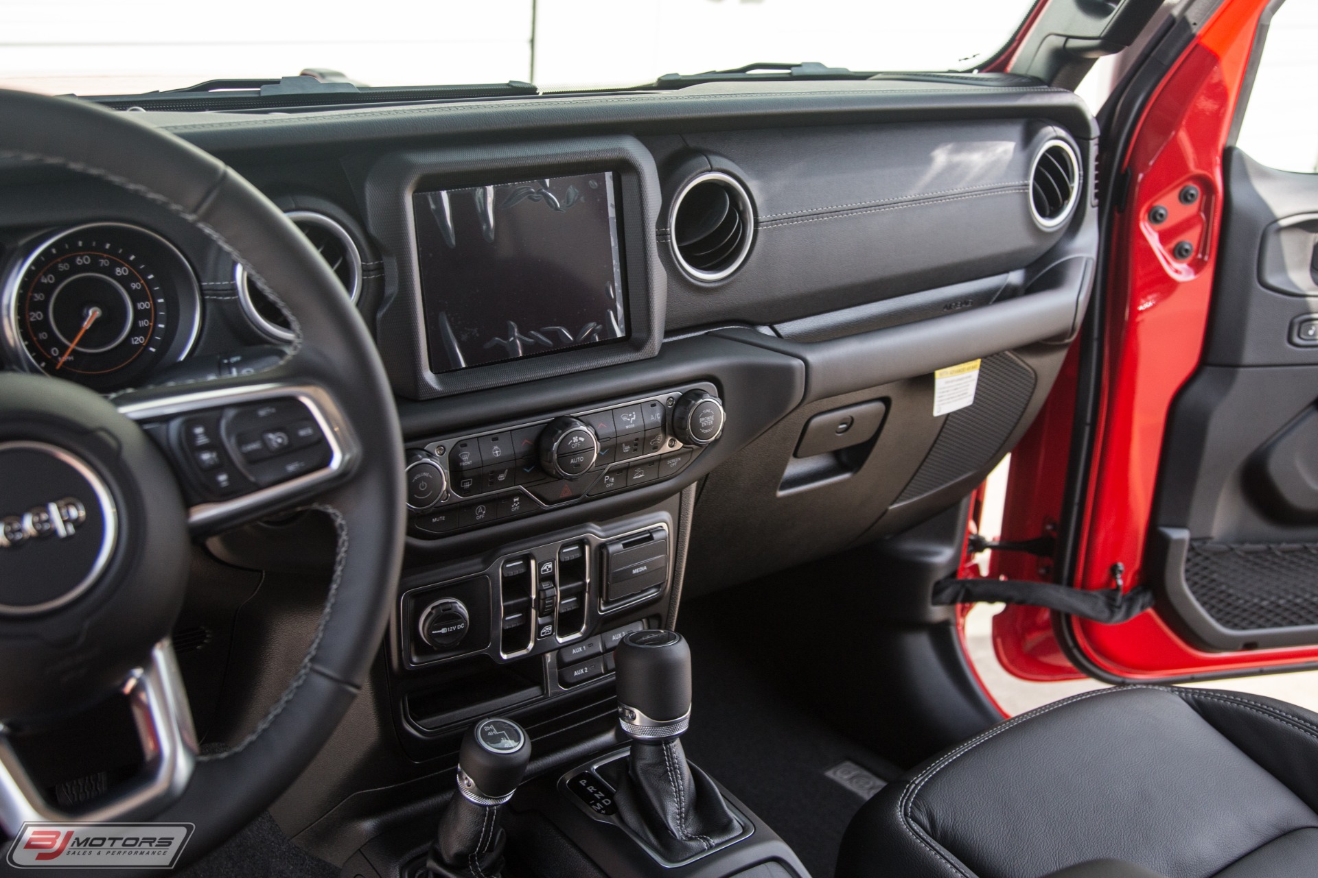 Used-2020-Jeep-Gladiator-Overland