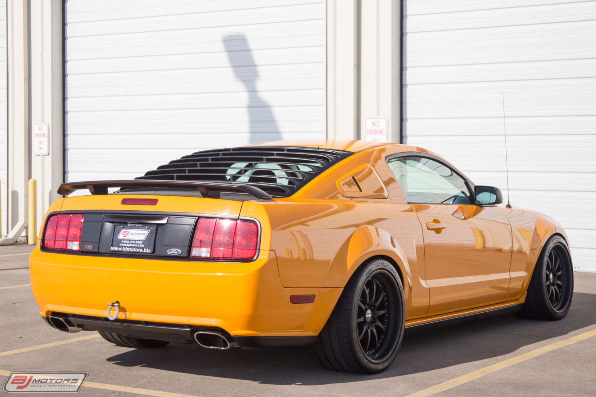 Used-2007-Ford-Mustang-Parnelli-Jones-with-Aluminator-XS-Crate-Engine-Track-Setup