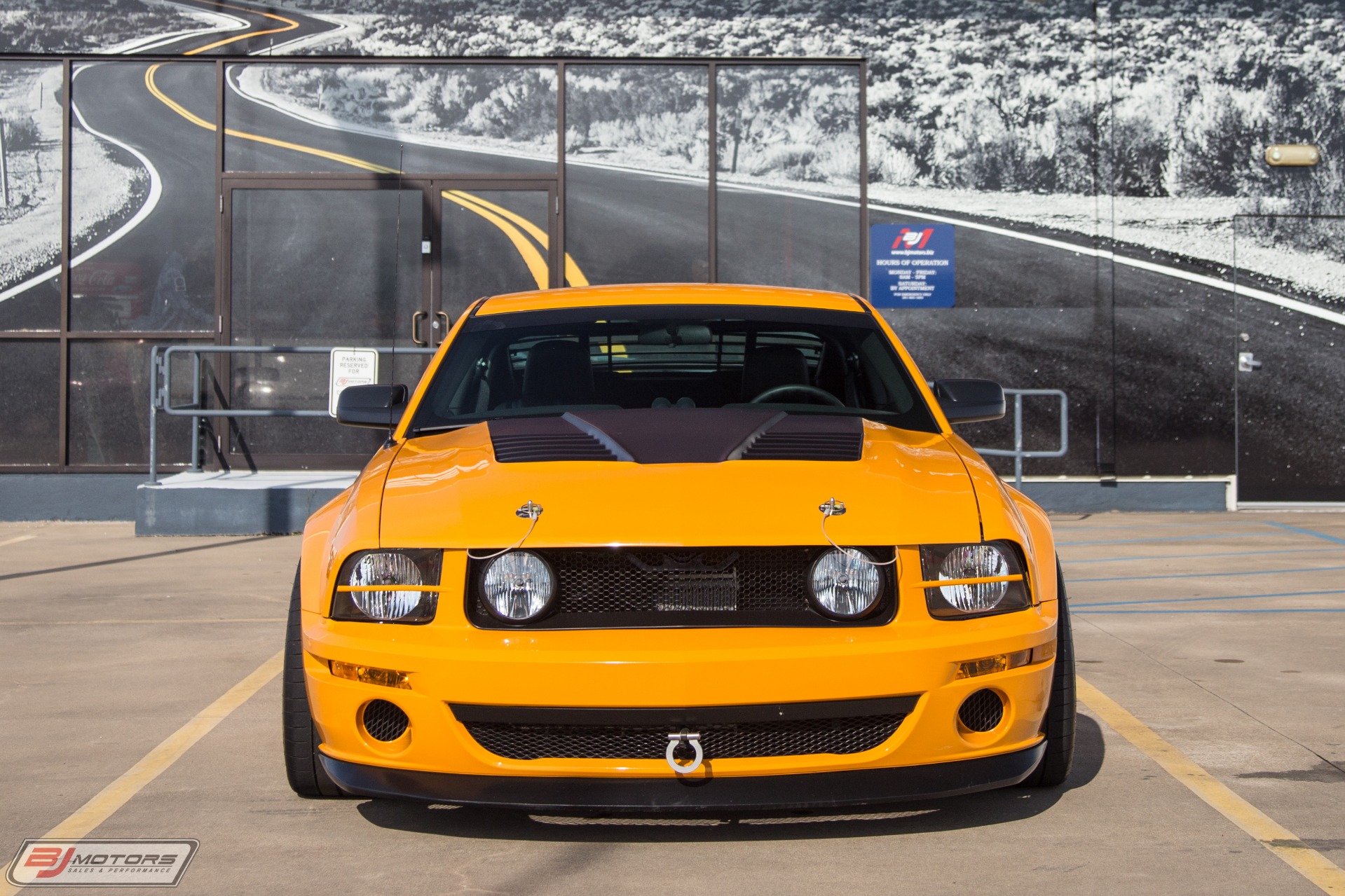 Used-2007-Ford-Mustang-Parnelli-Jones-with-Aluminator-XS-Crate-Engine-Track-Setup