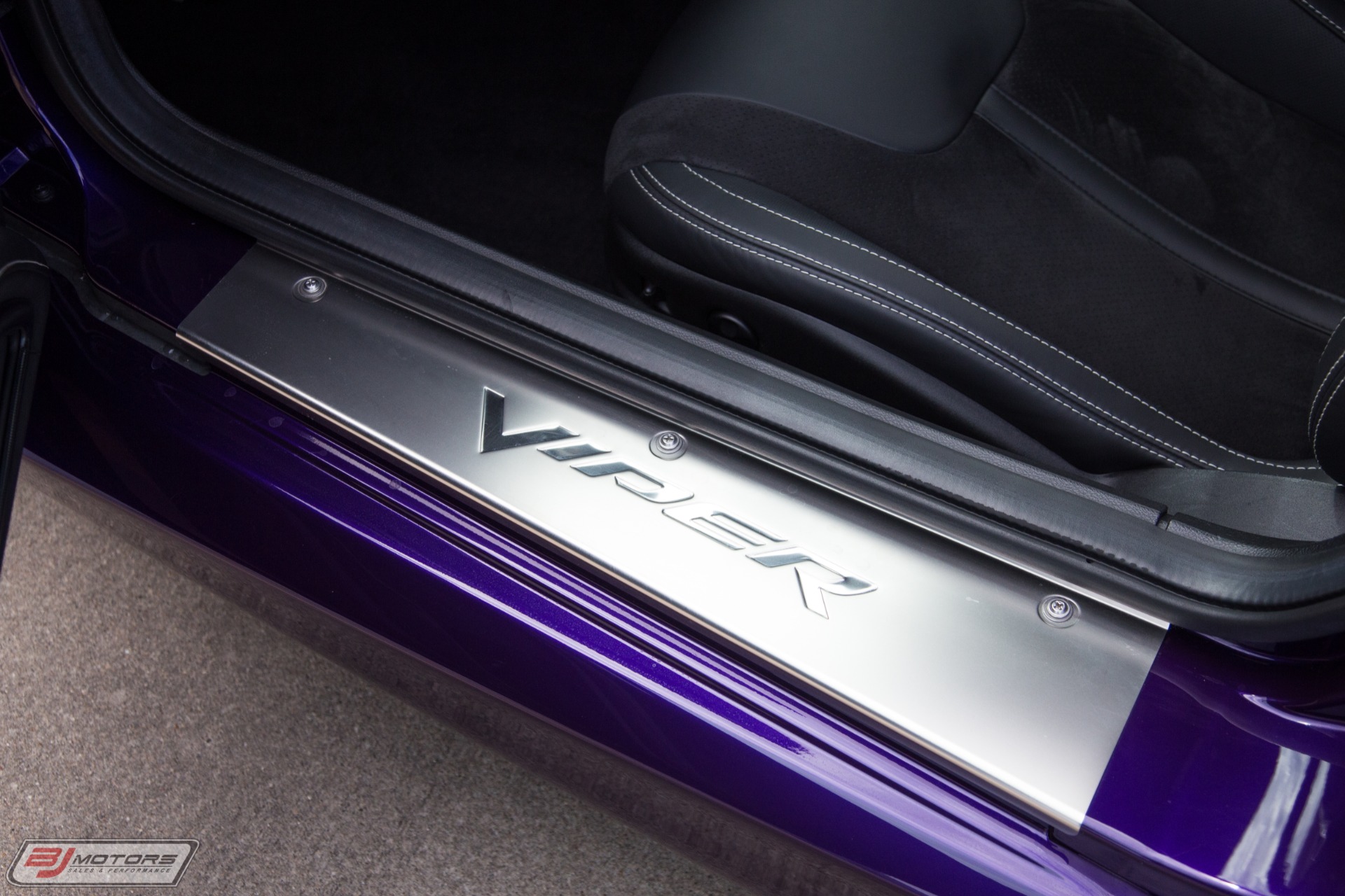 Used-2015-Dodge-Viper-GTC-Stryker-Purple