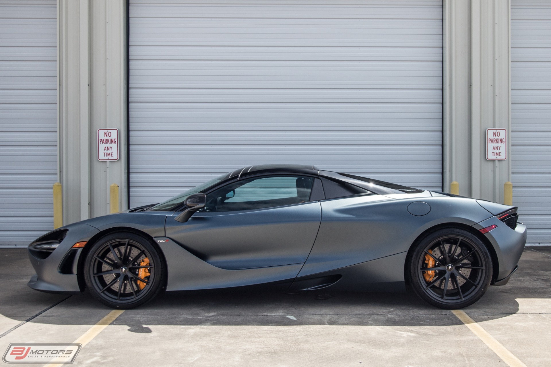 Used-2020-McLaren-720S-Spider-Luxury