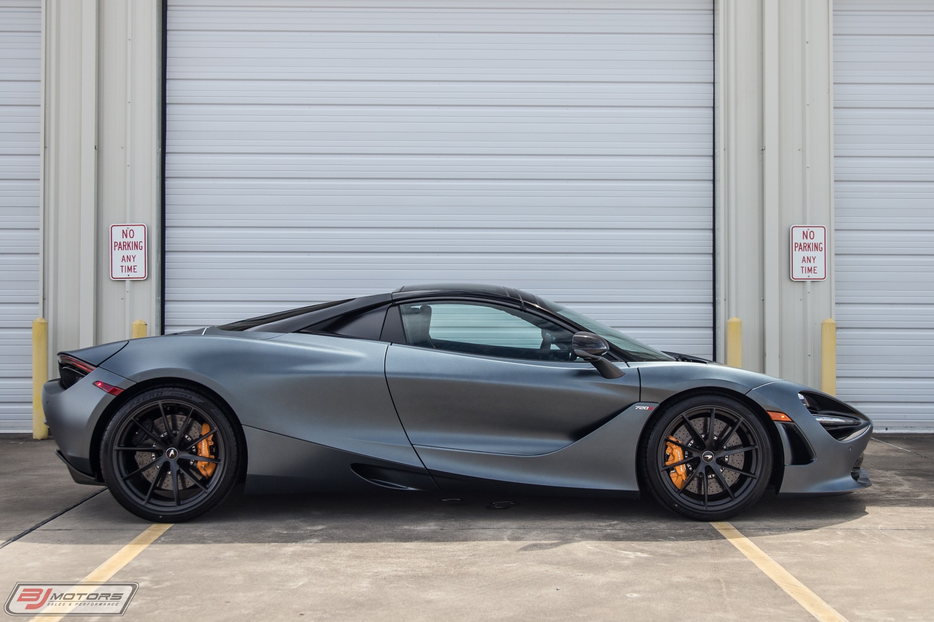 Used-2020-McLaren-720S-Spider-Luxury