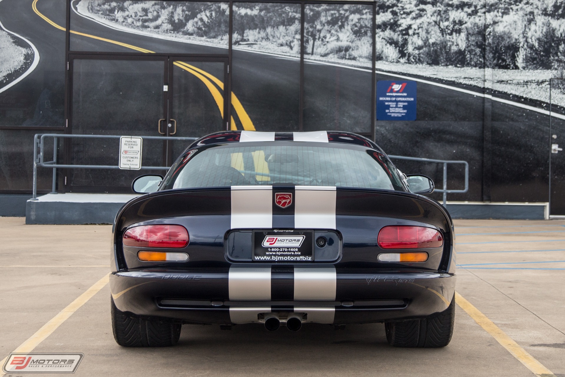 Used-2001-Dodge-Viper-GTS-with-356-Miles