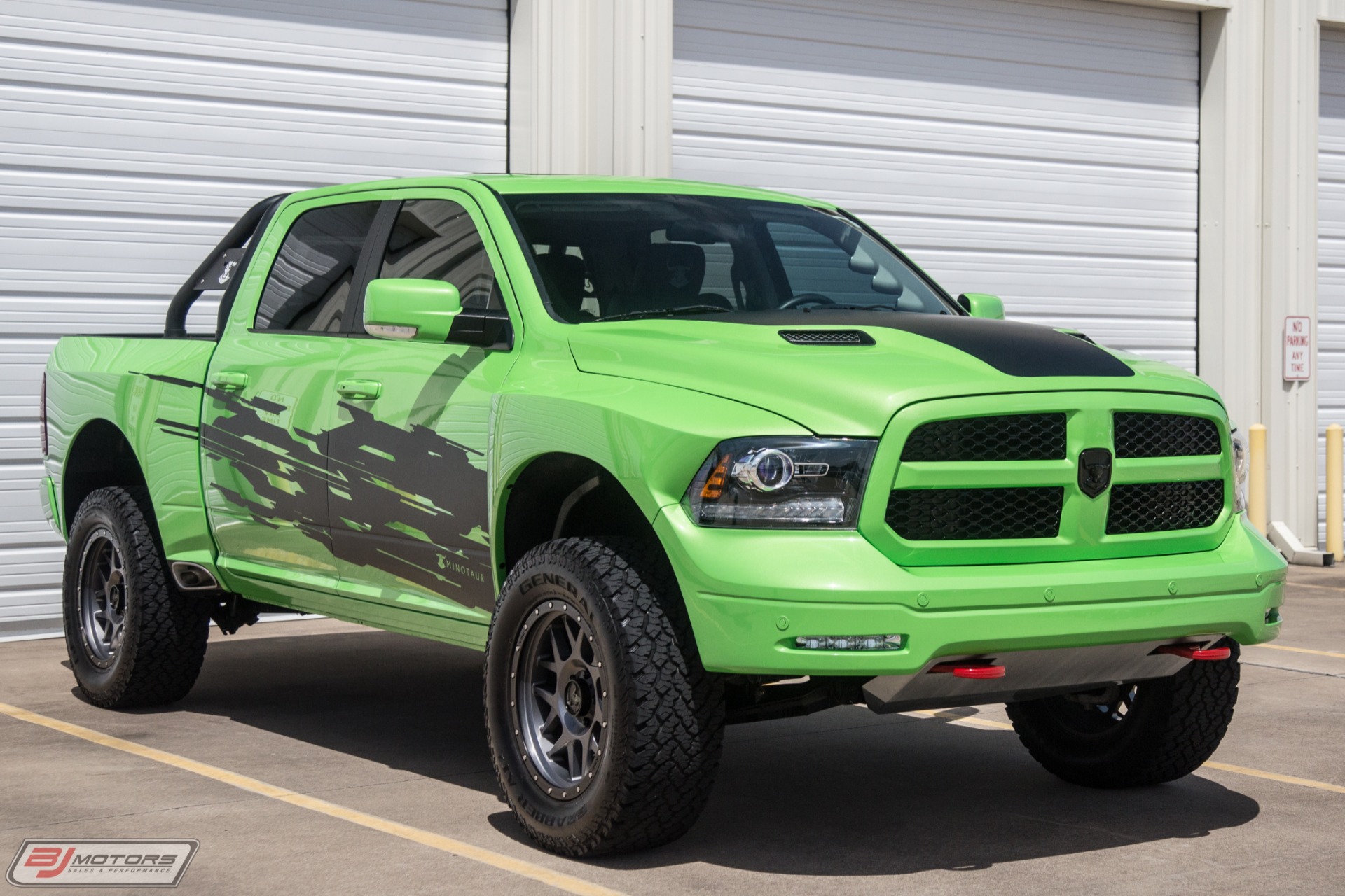 Used-2016-Dodge-Ram-1500-Minotaur