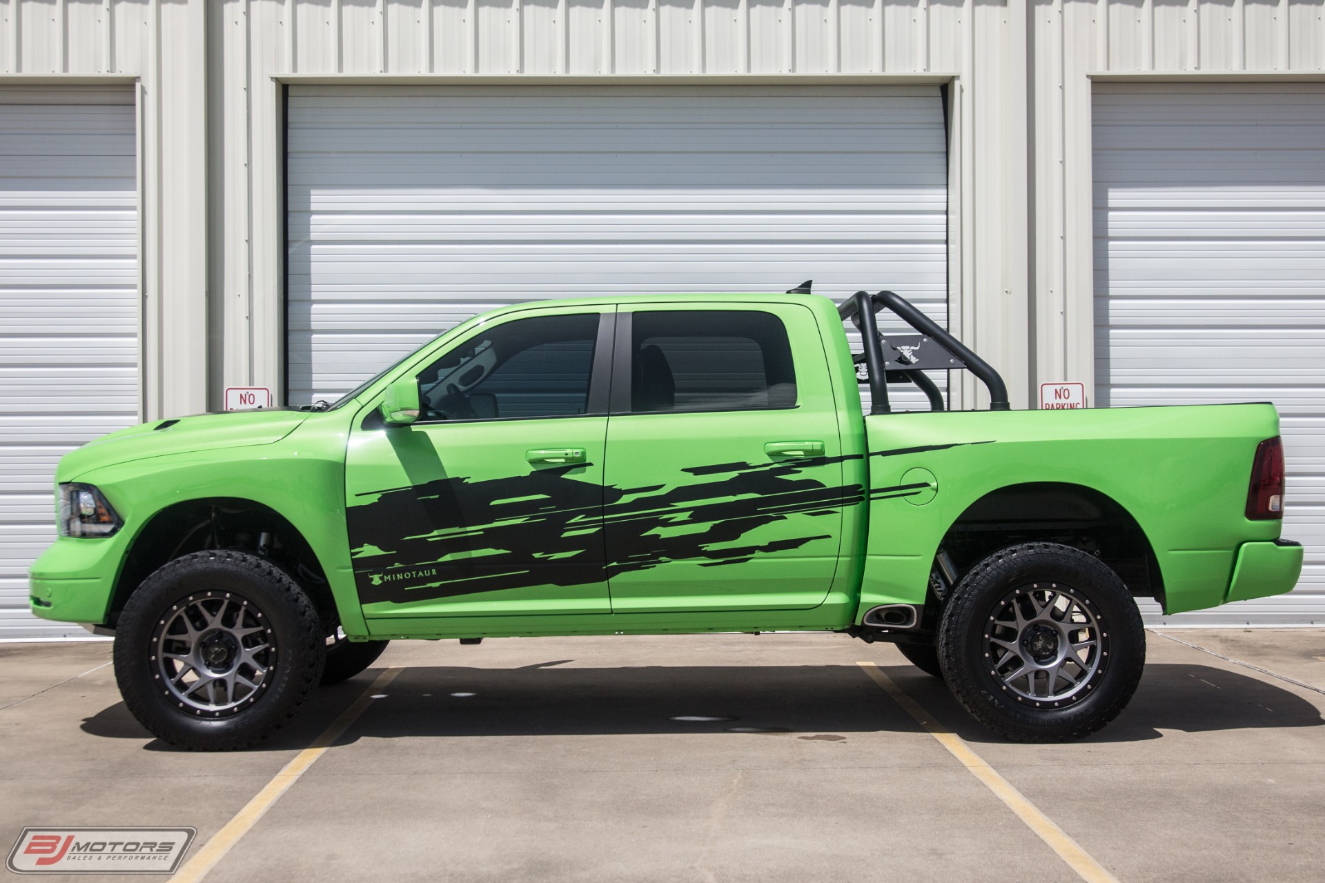 Used-2016-Dodge-Ram-1500-Minotaur