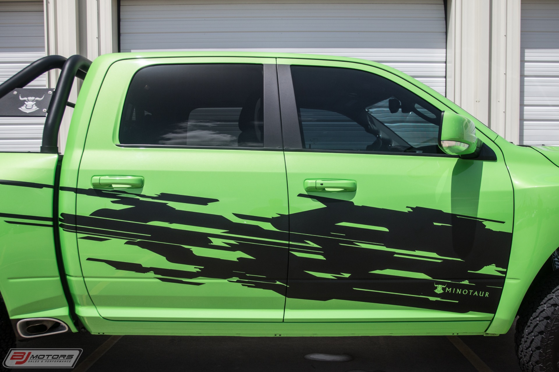 Used-2016-Dodge-Ram-1500-Minotaur