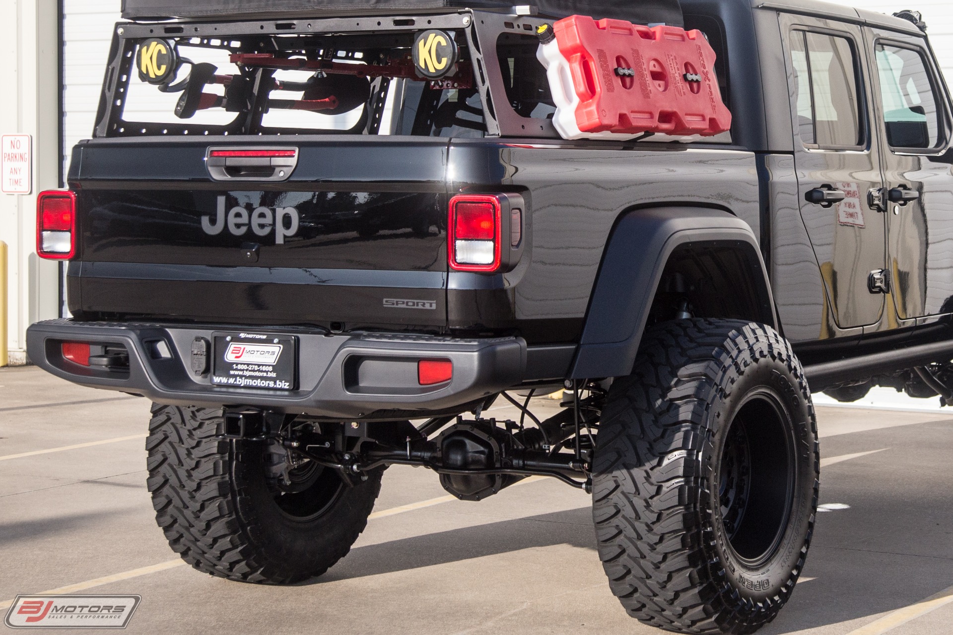 Used-2020-Jeep-Gladiator-Signature-Series