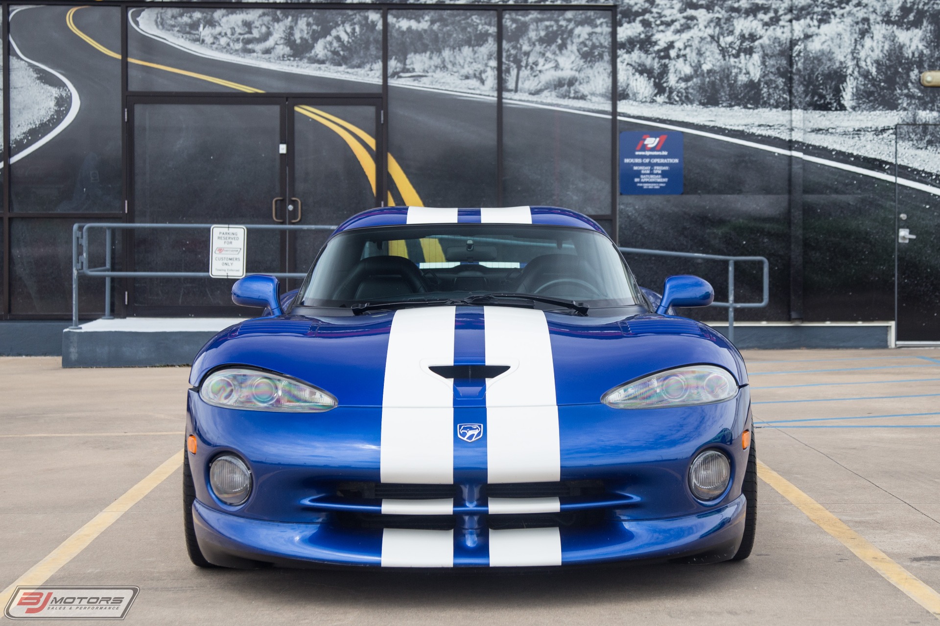 Used-1996-Dodge-Viper-GTS