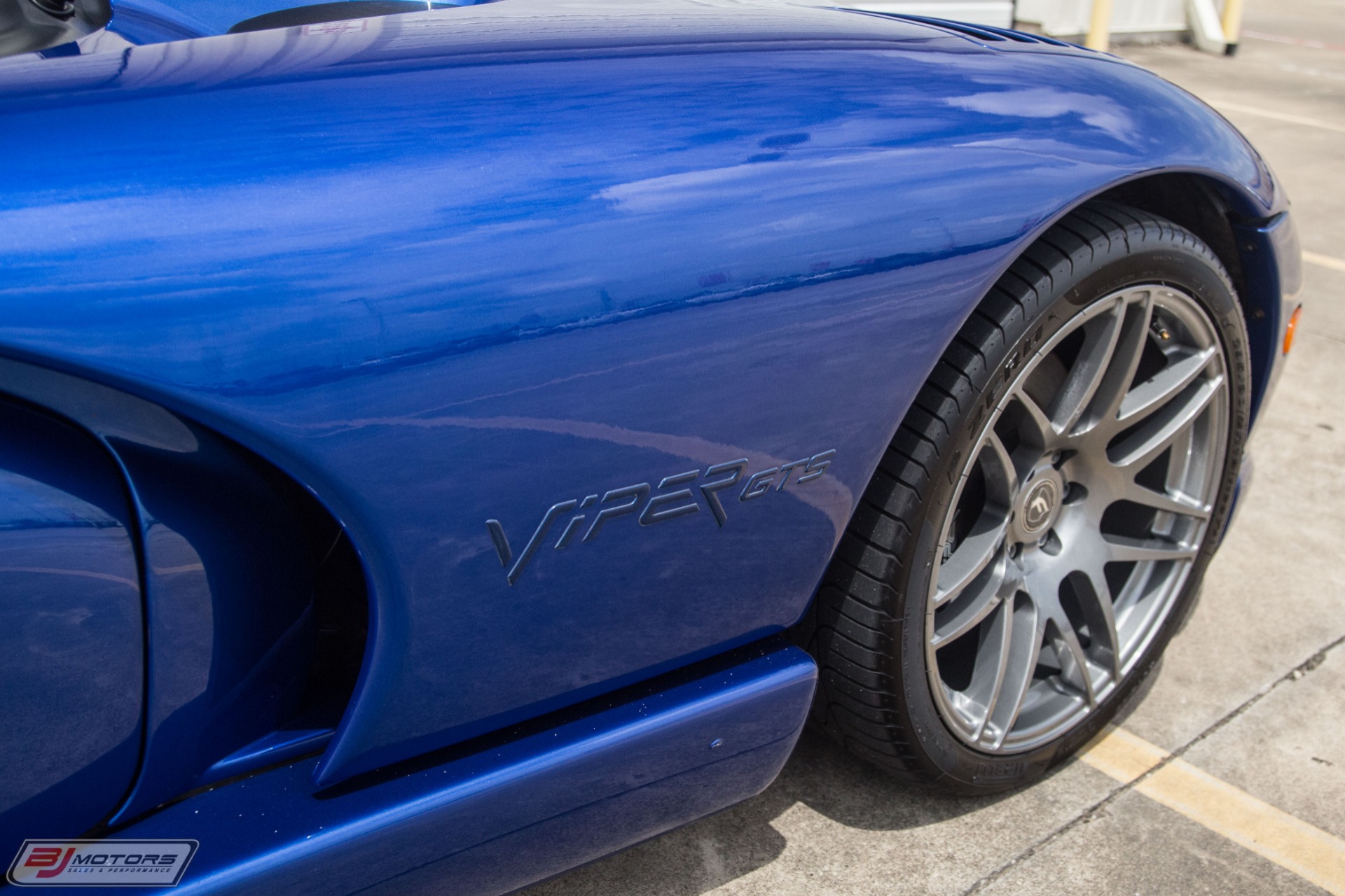 Used-1996-Dodge-Viper-GTS