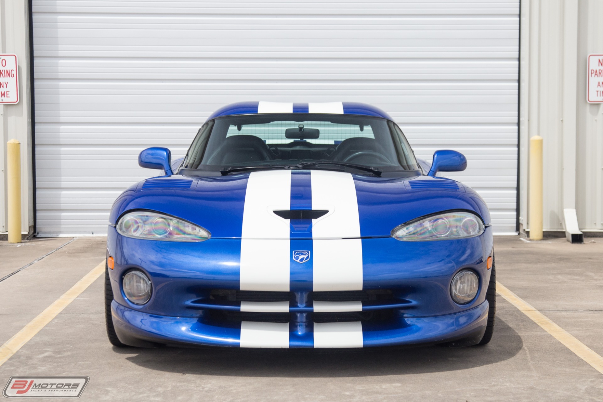 Used-1996-Dodge-Viper-GTS