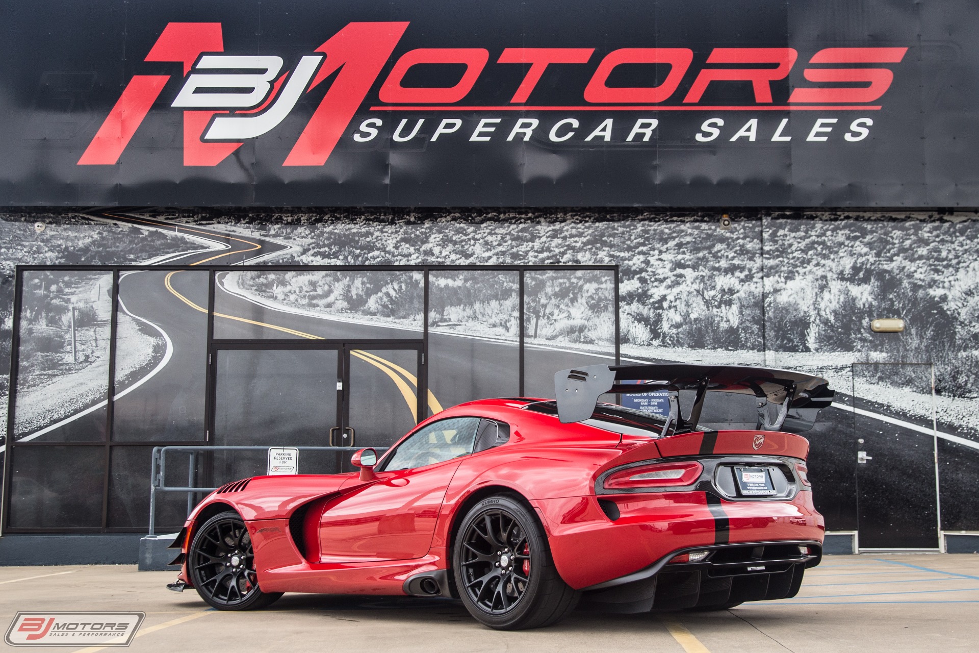 Used-2017-Dodge-Viper-ACR-Extreme