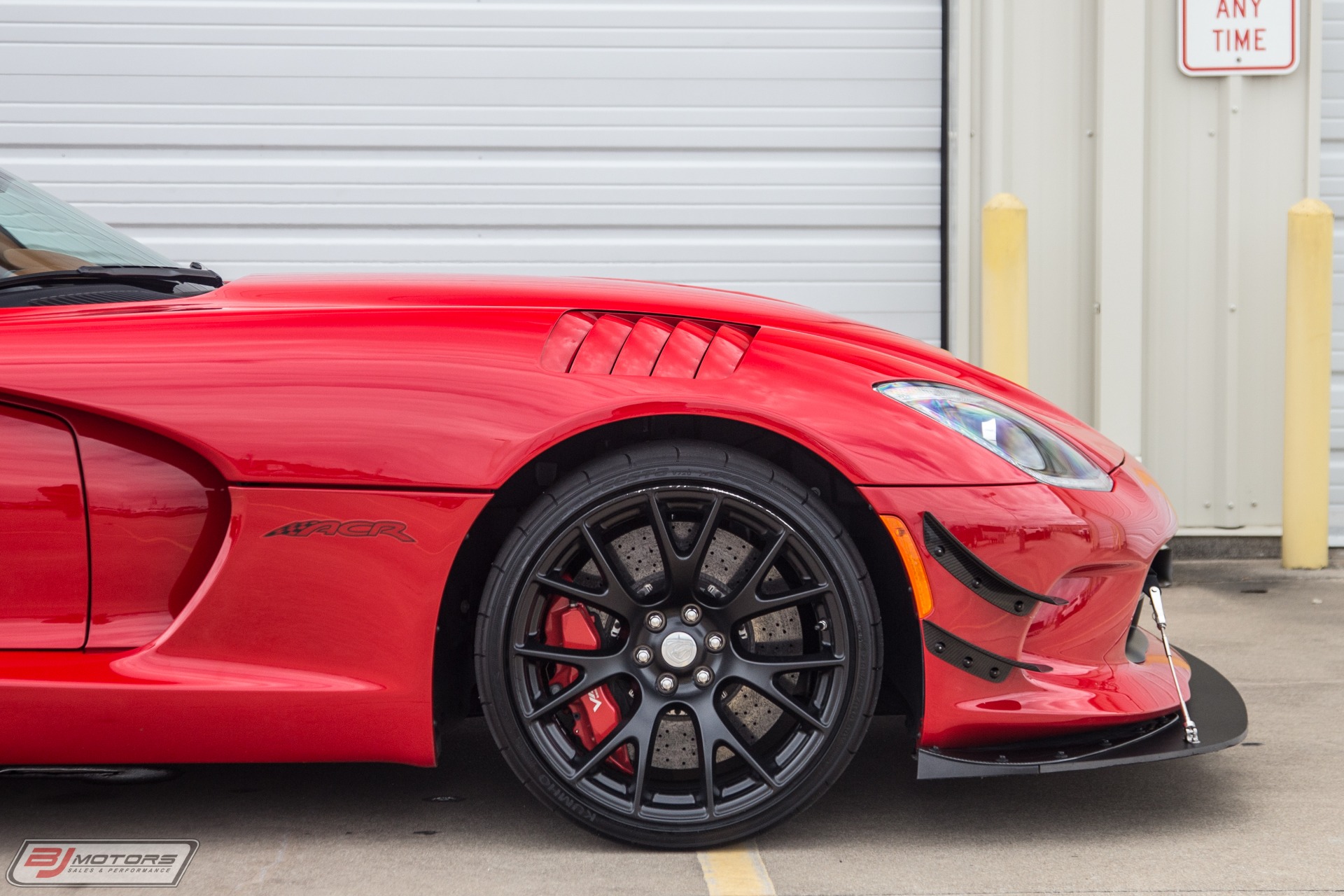 Used-2017-Dodge-Viper-ACR-Extreme