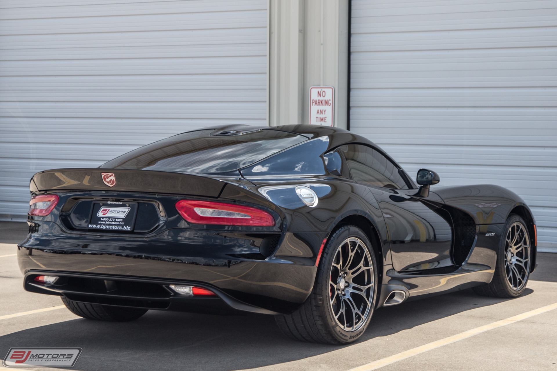 Used-2014-Dodge-Viper-GTS