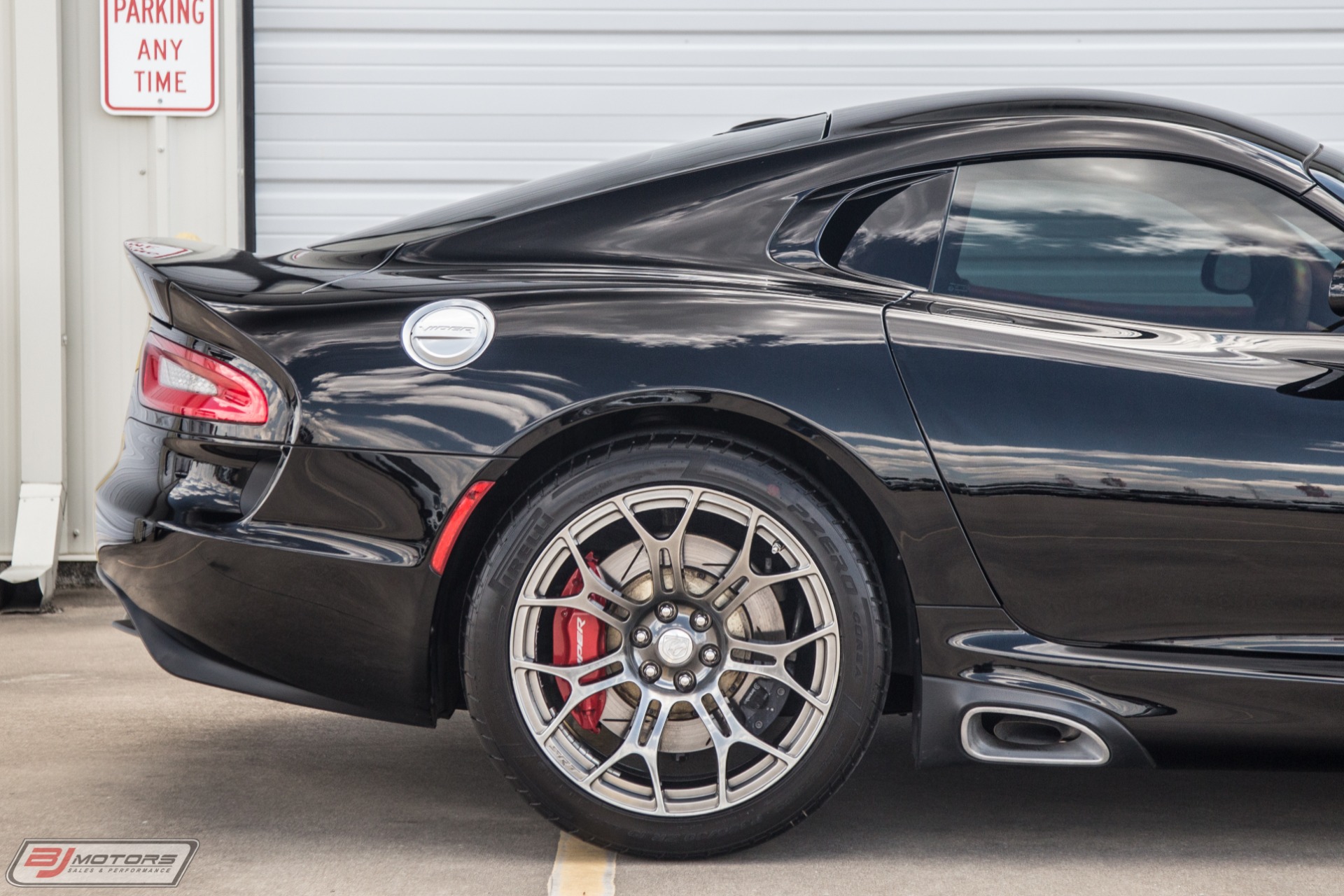 Used-2014-Dodge-Viper-GTS