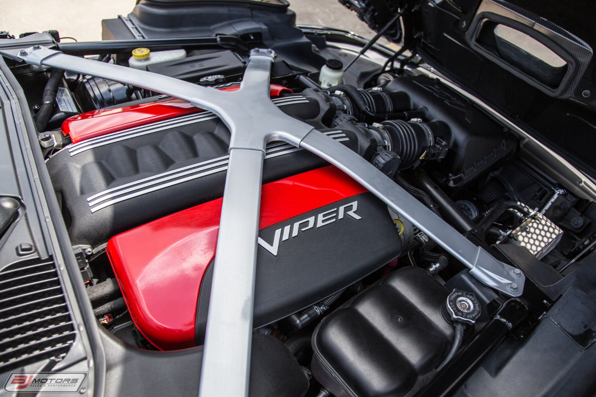 Used-2014-Dodge-Viper-GTS