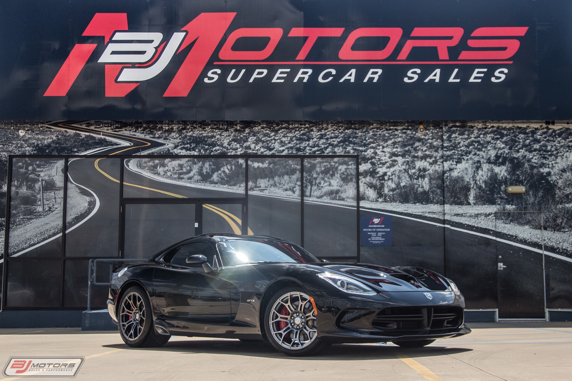 Used-2014-Dodge-Viper-GTS