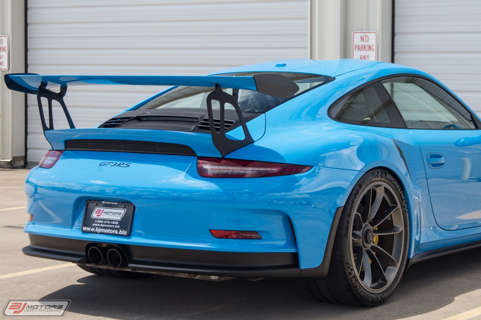 Used-2016-Porsche-911-GT3RS